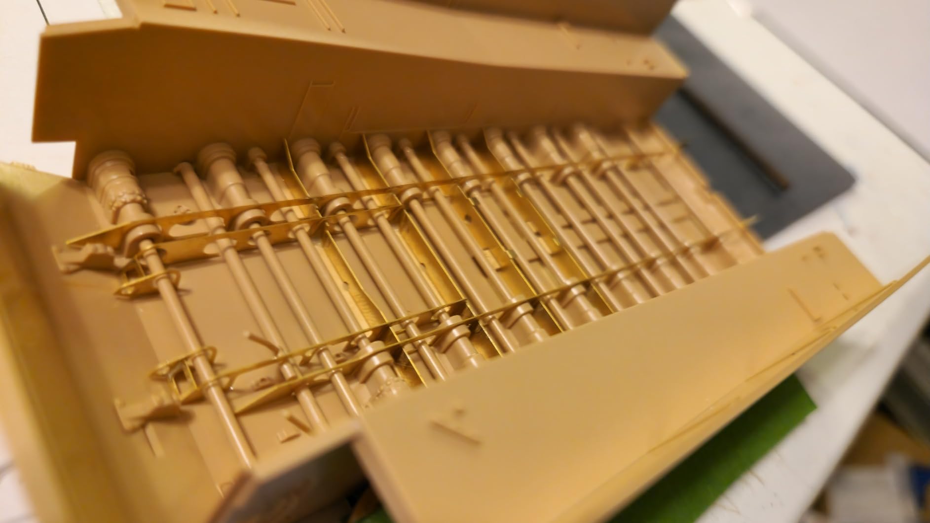 Rye Field Model RFM5050 1:35 Tiger-1 Initial Production Early 1943 w/Interior customer photo 1