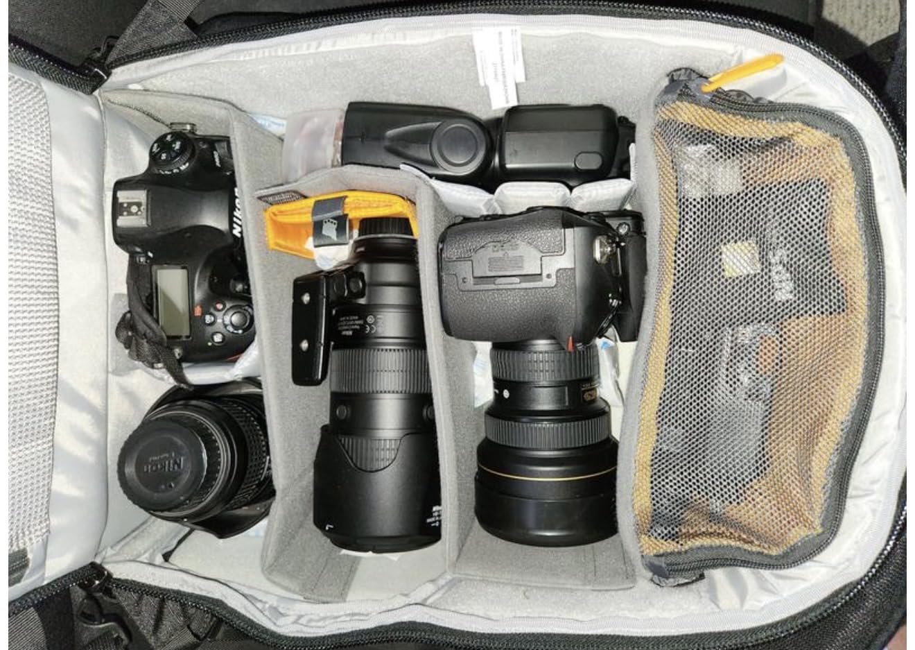 Lowepro Flipside BP 400 AW III Mirrorless and DSLR Camera Backpack - Black - with Rear Access - with Side Access - with Adjustable Dividers - for Mirrorless Like Sony α7 - LP37352-PWW customer photo 2