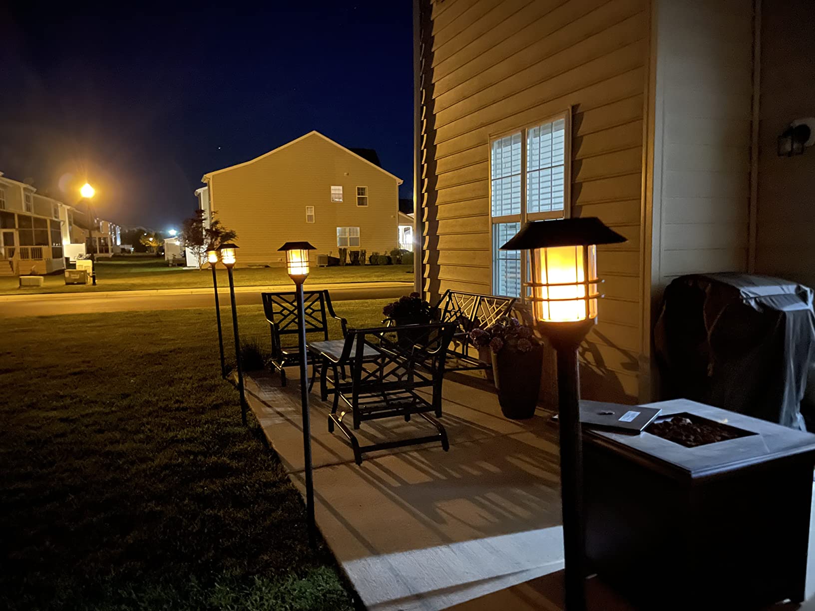 ZOOHAR Solar Outdoor Lights, Extra-Tall Solar Torches with Flickering Flame 2-Pack Waterproof Garden Lights, Stainless Steel Pathway Lighting Garden Decor, Yard Decorations Outdoor Auto On/Off customer photo 2