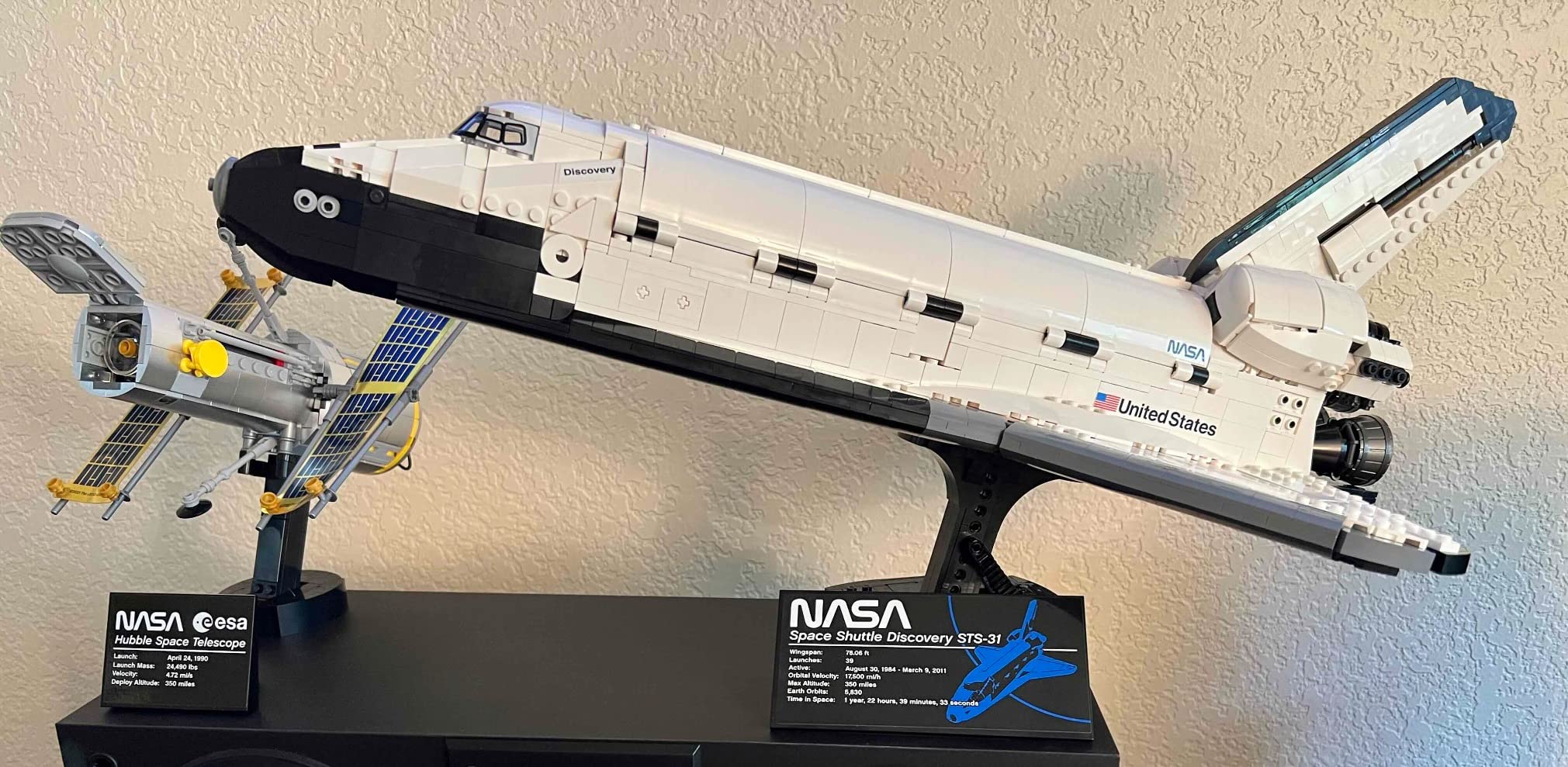 LEGO Icons NASA Space Shuttle Discovery 10283 Model Building Set - Spaceship Collection with Hubble Telescope, Detailed Display for Home or Office Decor, Gift Idea for Adults customer photo 2