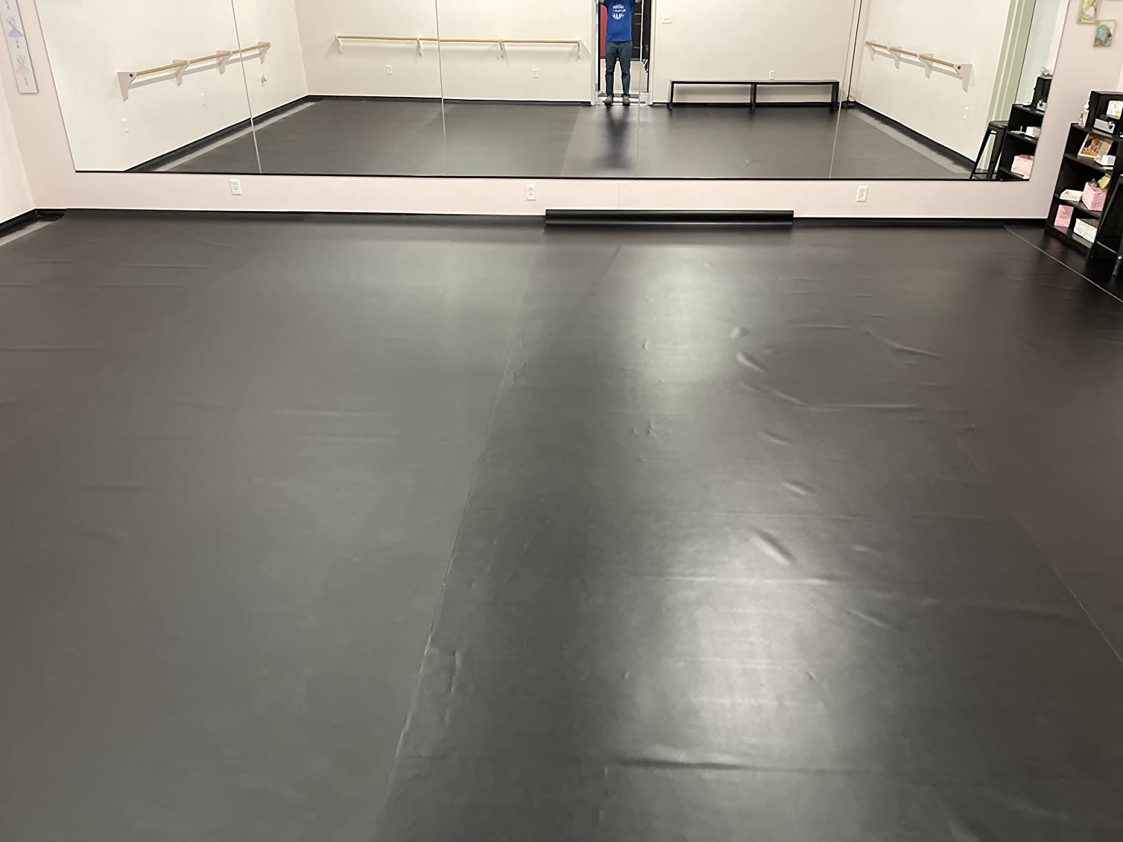 VEVOR Dance Floor Roll, 1.5mm PVC Dance Flooring Marley Dance Practice Floor Portable Grey/Black Roll Out Dance Floor Non-Slide & Wearproof Dance Mat for Ballet (6.6 x 15.7 ft, 6.6 x 49.2 ft) customer photo 2