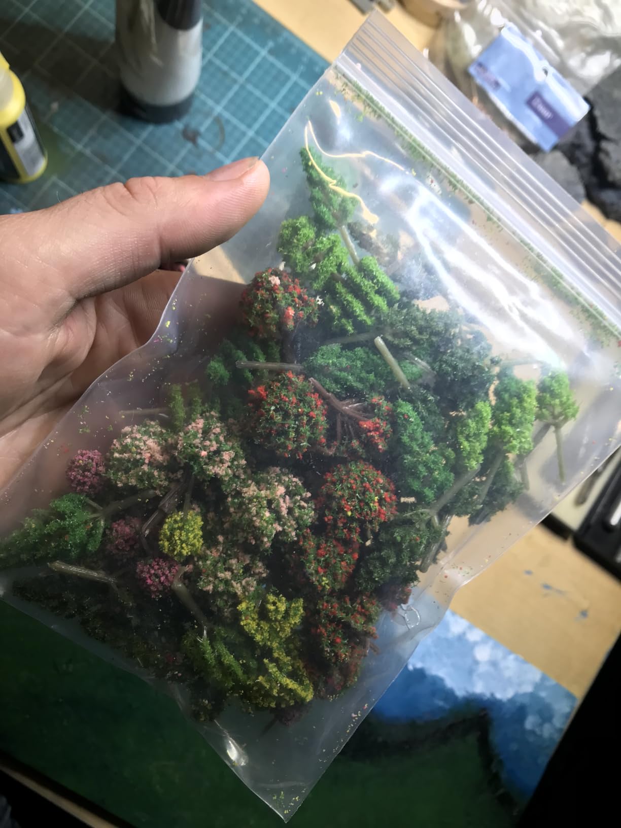 70Pcs Mini Mixed Miniature Trees for Handcrafts Landscape Diorama Supplies customer photo 1