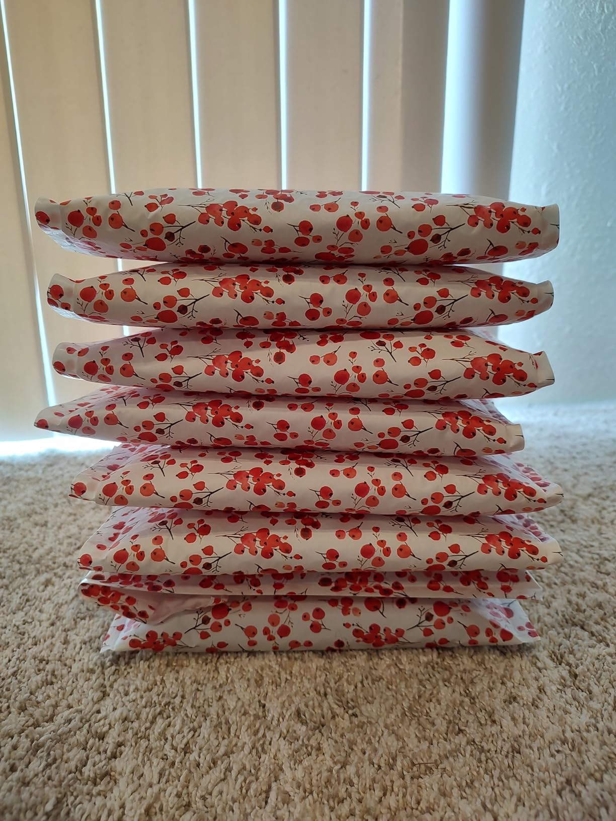 Quality Park Bubble Mailers, 8.5 x 11 Shipping Envelopes, Water Resistant White Poly Padded Envelopes, Redi-Strip Peel Off Closure, 25/Box (QUA85859) customer photo 2