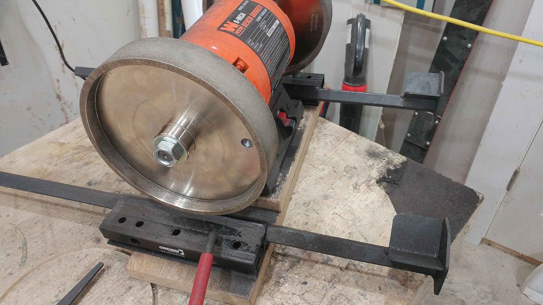 WEN BG4286 3-Amp 8-Inch Slow Speed Bench Grinder customer photo 1