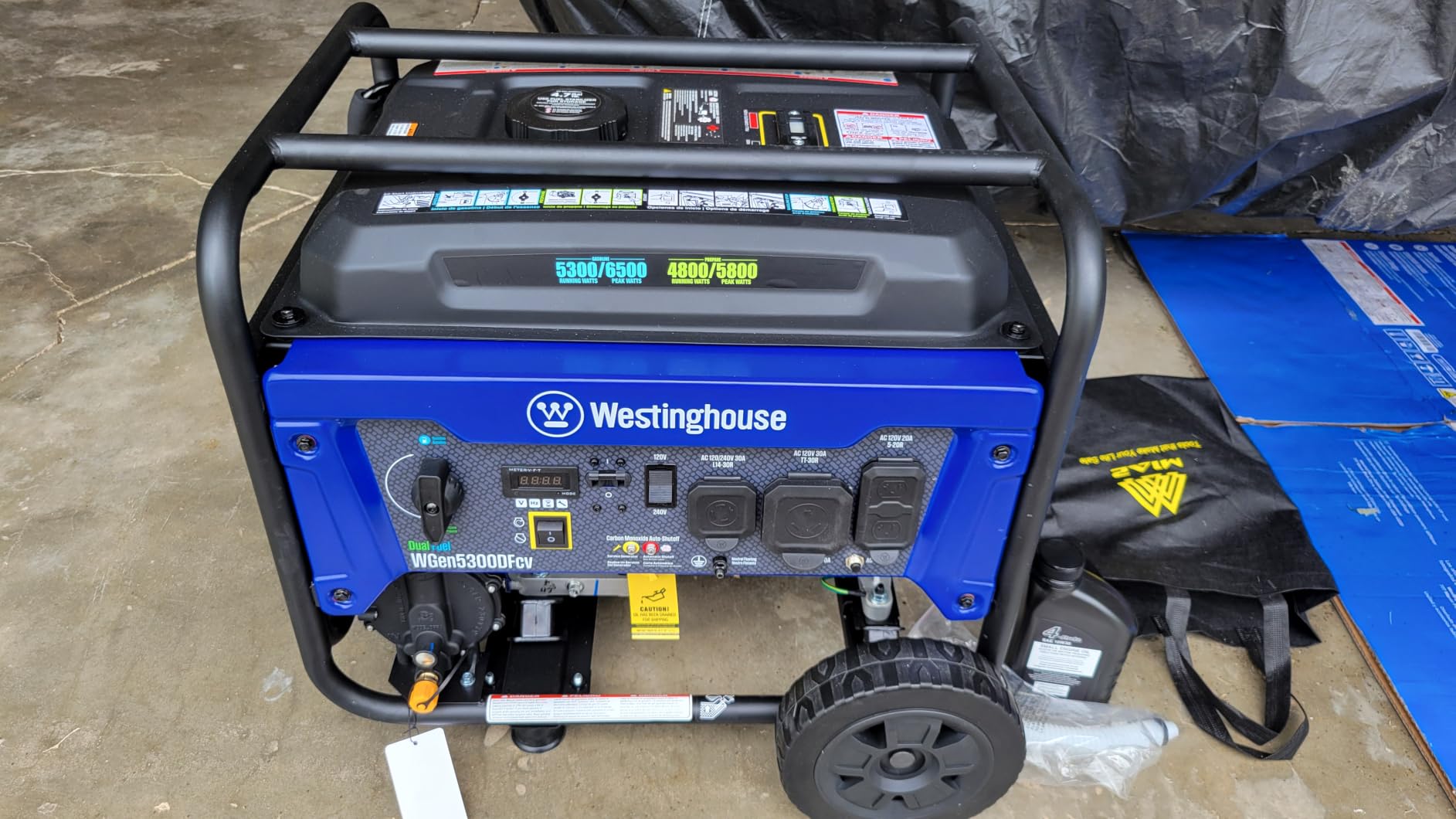 Westinghouse 6500 Watt Dual Fuel Home Backup Portable Generator, Transfer Switch Ready 30A Outlet, RV Ready 30A Outlet, CO Sensor customer photo 2