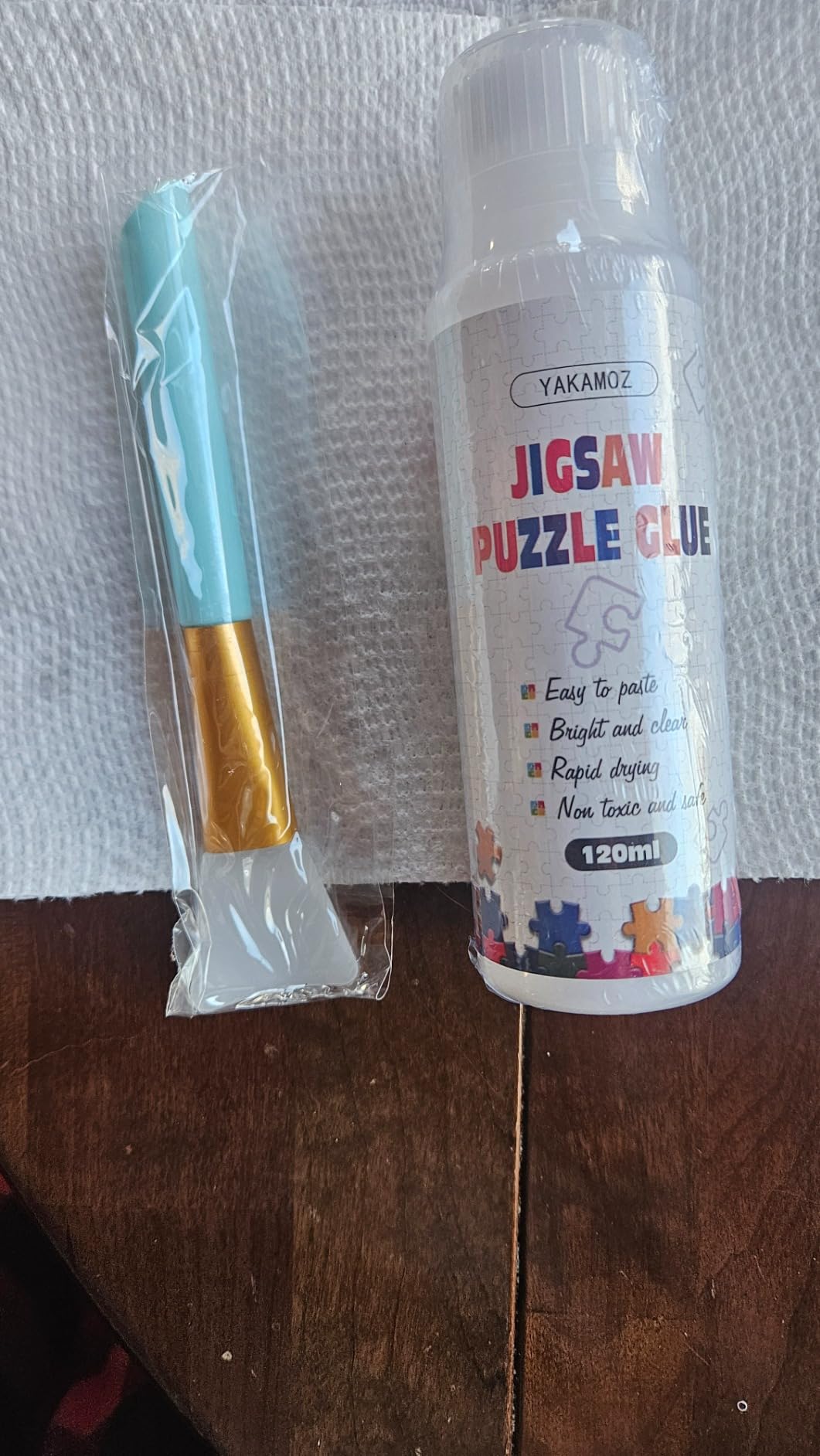 YAKAMOZ Jigsaw Puzzle Glue Clear with Silicone Brush, Sponge Head, 120mL | Clear Drying Formula | Protect Finished Puzzle Artwork | Easy Sponge Head Application customer photo 1