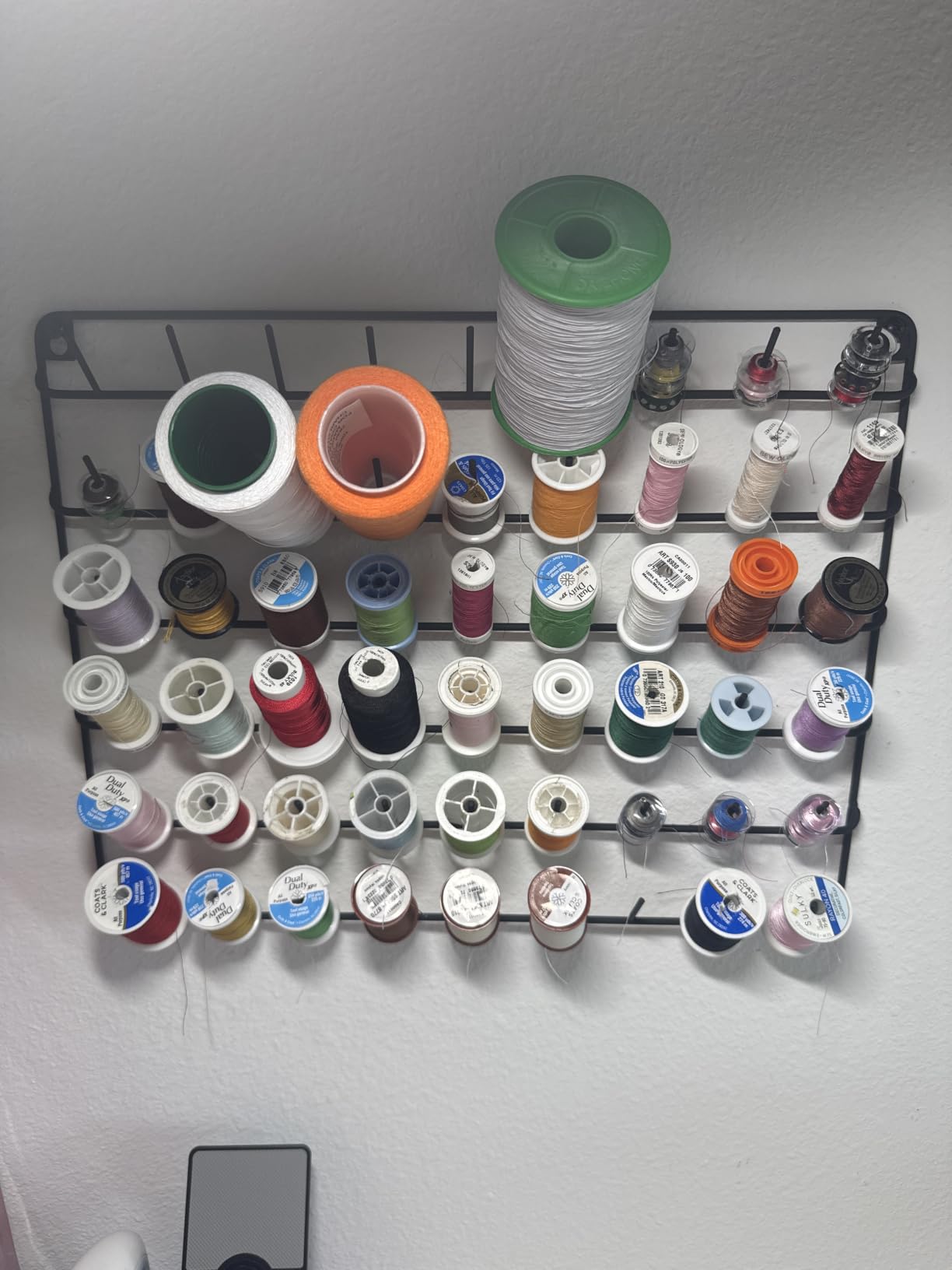YBING Thread Holder Wall, 2 Pack 54 Spools Thread Rack, Metal Wall Mount Thread Organizer customer photo 2
