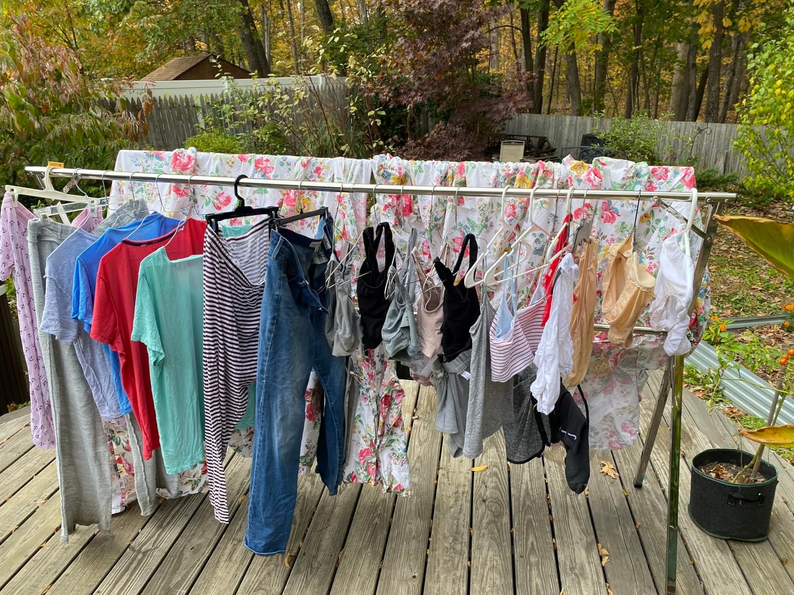 JAUREE 95 Inches Clothes Drying Rack, Heavy Duty Stainless Steel Laundry Rack with 20 Windproof Hooks customer photo 2