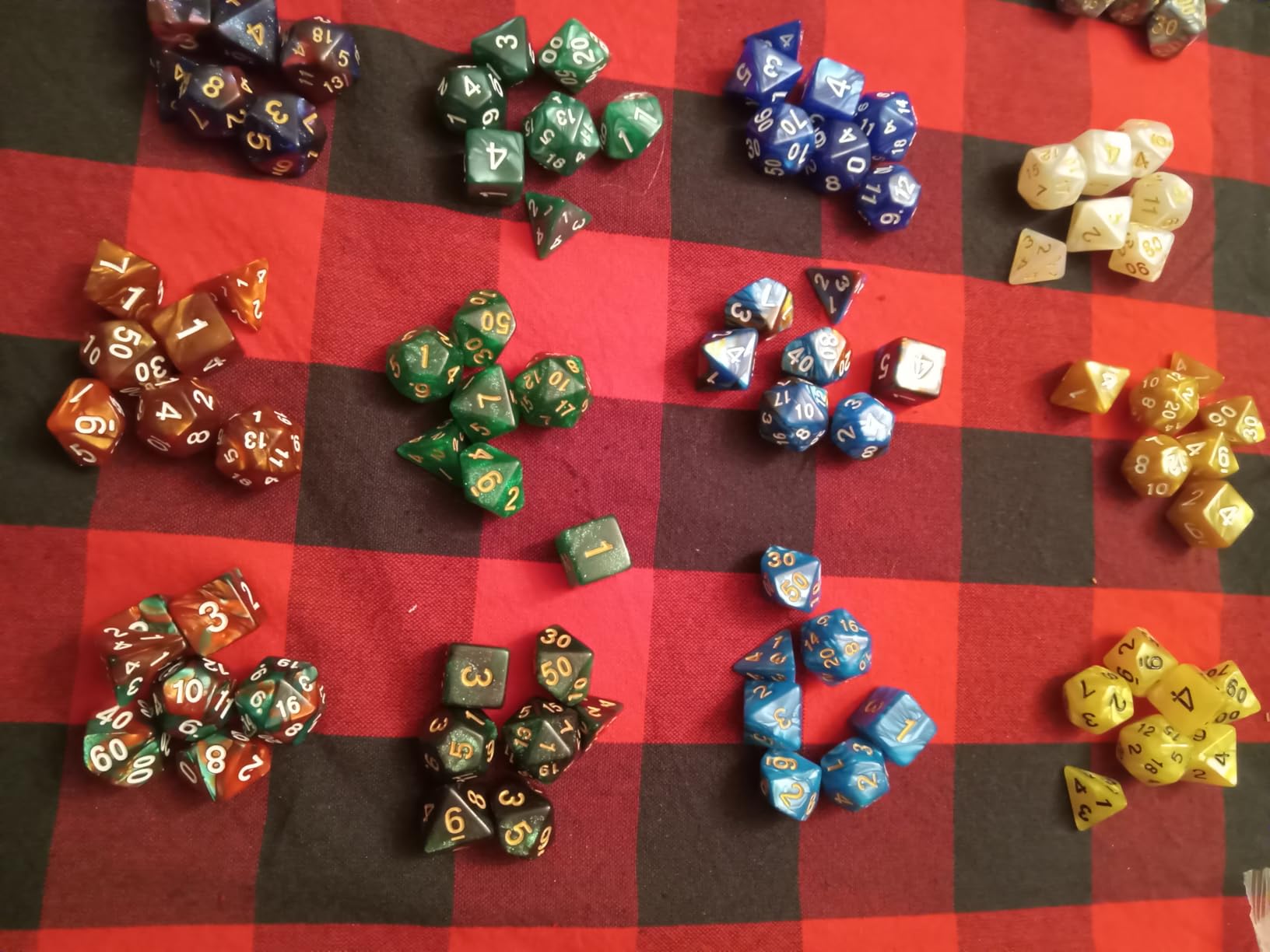 CiaraQ 182pcs Polyhedral Dice Set for Dungeon and Dragons MTG Table Games | 26 Role-Playing Dice Sets for D&D with Storage Bag customer photo 1
