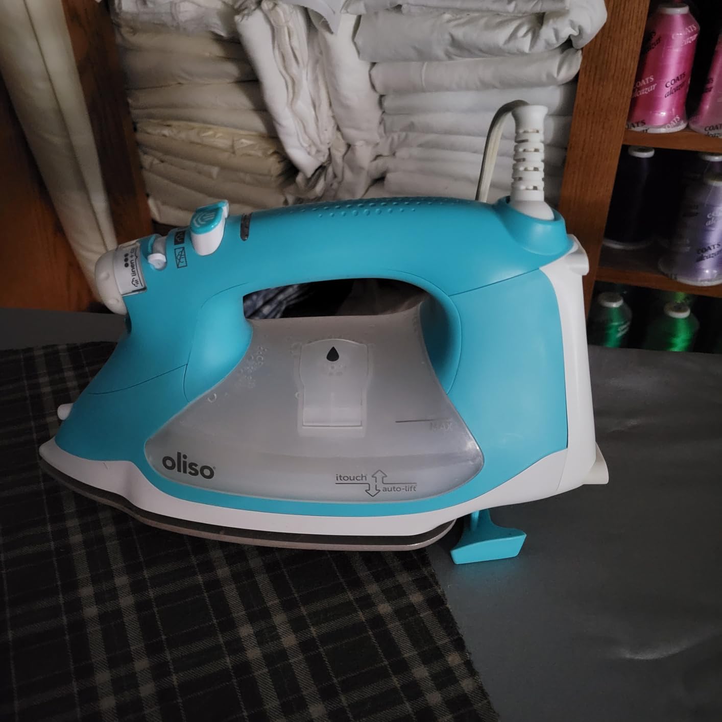 Oliso TG1600 ProPlus Auto-Lift Steam Iron, Quilting Sewing & Clothes, 1800W | Turquoise, Diamond Ceramic-Flow soleplate, TriplePlay bursts, 12.75-oz side-fill tank, 30-min shut-off, 12-ft swivel cord customer photo 2