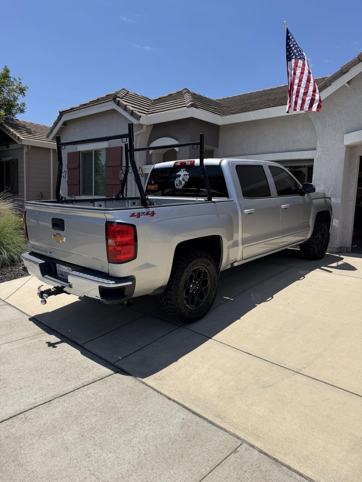 Ladder Rack for Truck Non-Drilling, 800 lbs Capacity | 49''-73'' Adjustable Width, Heavy Duty Steel Construction, Powder-Coated Finish customer photo 1
