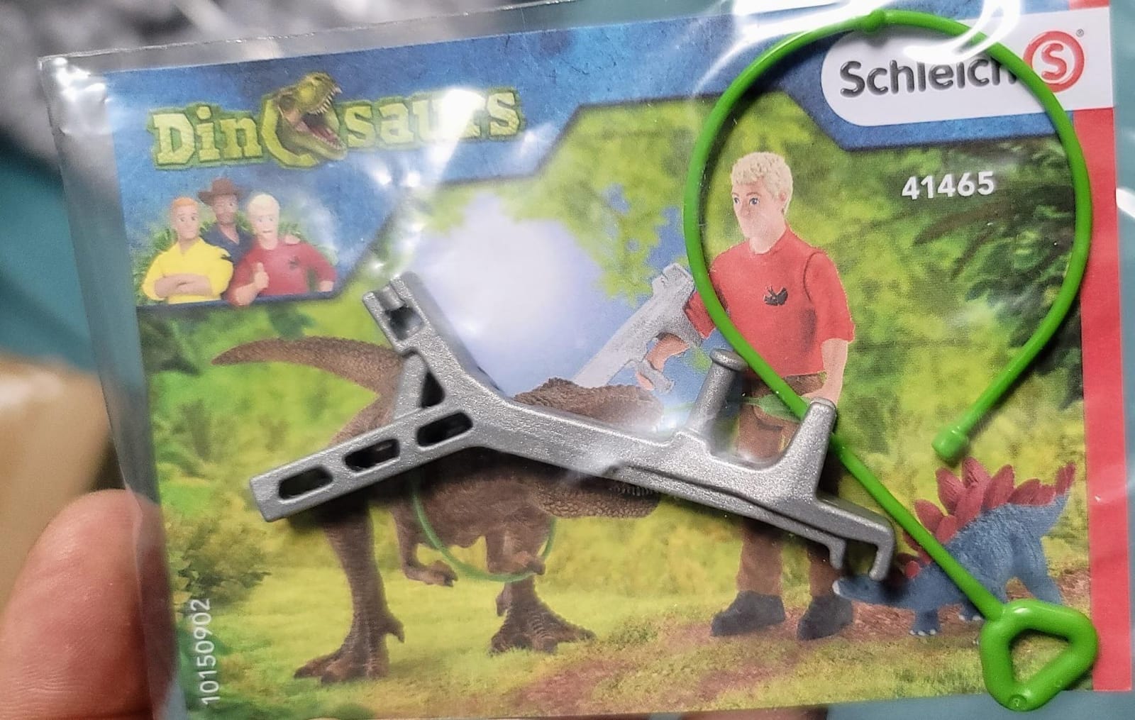 Dinosaurs - 5Pc Tyrannosaurus Rex Attack Playset - Kids 4+ | 41465 | Dinosaur Figurine, Realistic Animal Toys, Dino Figure for Boys and Girls, Screen-Free Imaginative Pretend Play customer photo 1