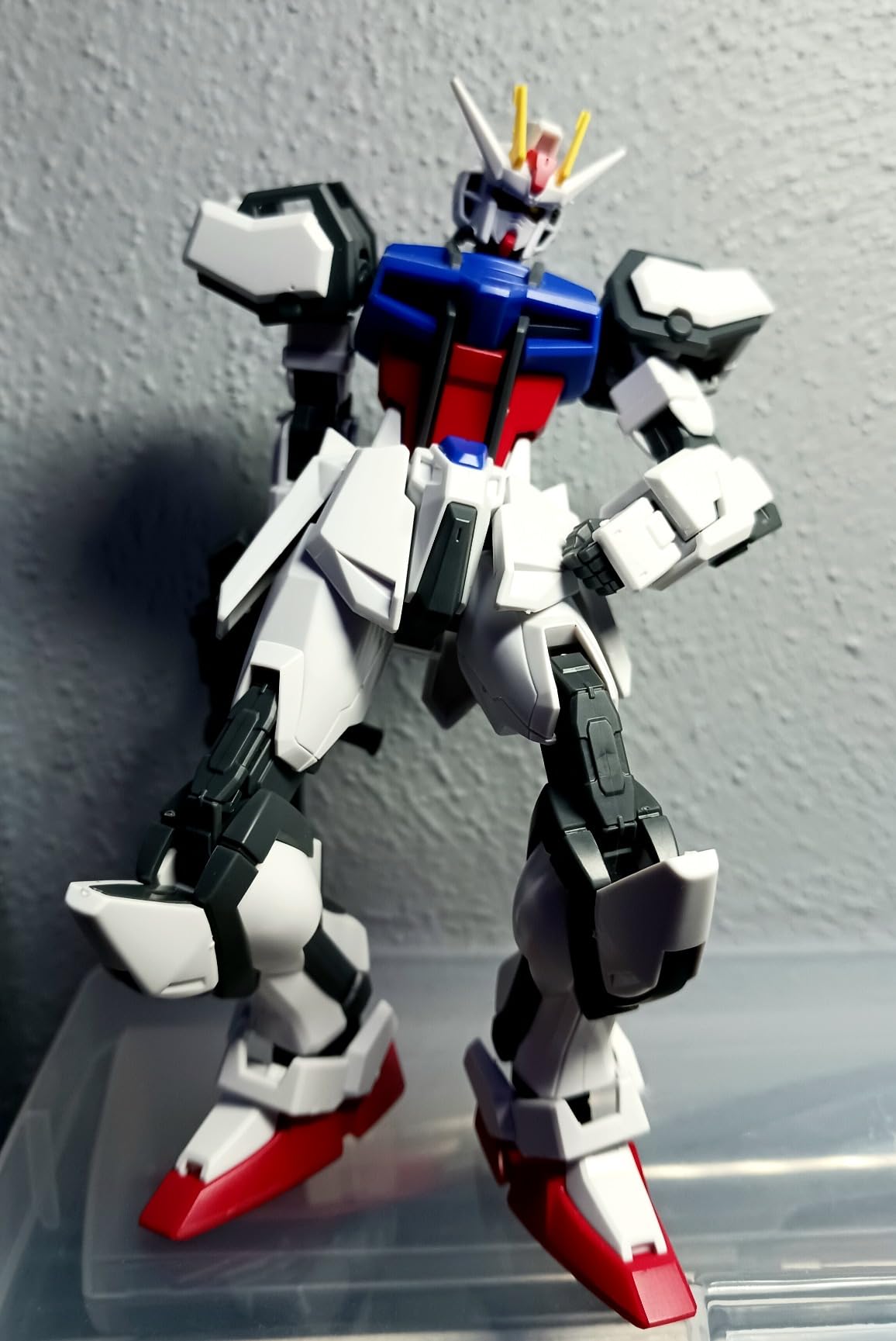 Bandai Hobby - Mobile Suit Gundam Seed - #10 GAT-X105 Strike Gundam Entry Grade 1/144 Model Kit customer photo 2