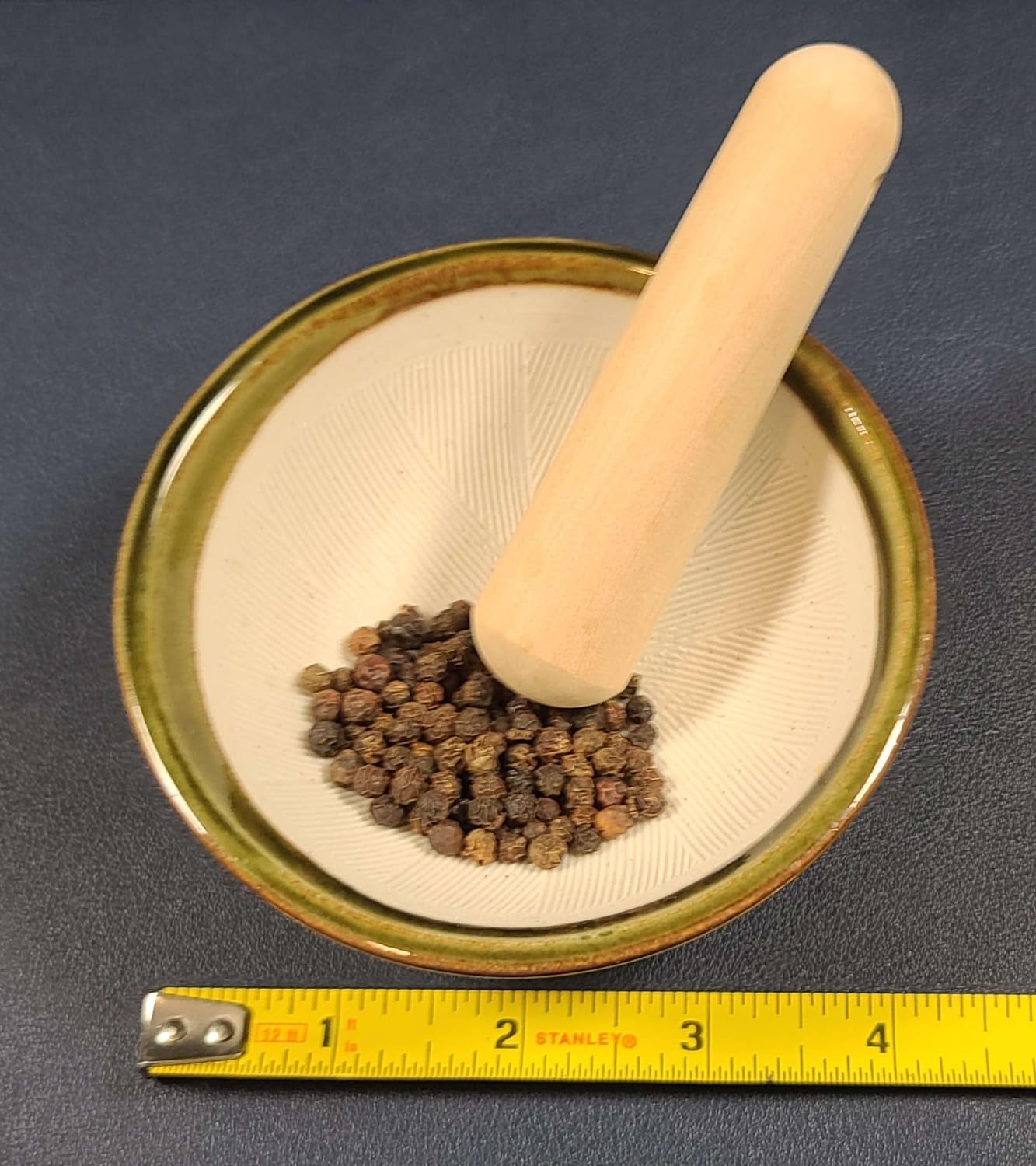 Ceramic Mortar Bowl 4.29in (109mm) with Wooden Pestle, Made in Japan Dishwasher and Microwave Safe Ripple Ridge Suribachi and Surigoki Set - Olive Green Mortar and Pestle Set customer photo 1