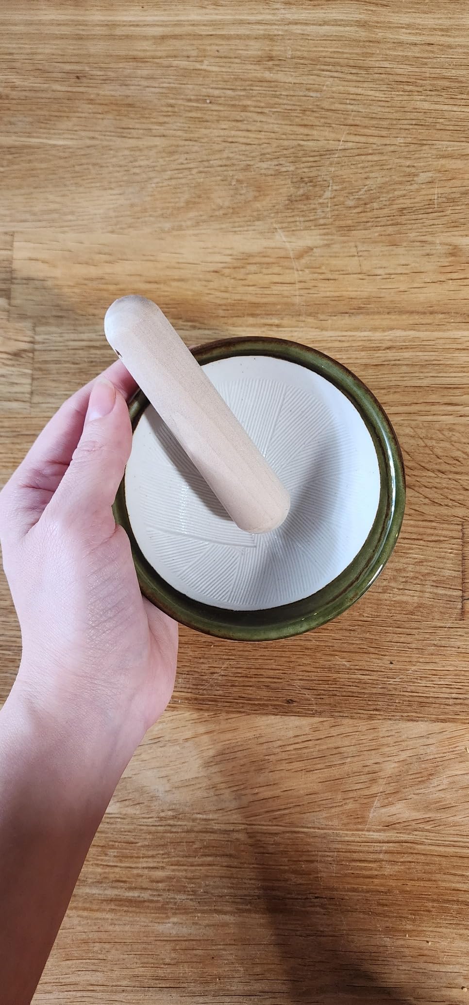 Ceramic Mortar Bowl 4.29in (109mm) with Wooden Pestle, Made in Japan Dishwasher and Microwave Safe Ripple Ridge Suribachi and Surigoki Set - Olive Green Mortar and Pestle Set customer photo 2