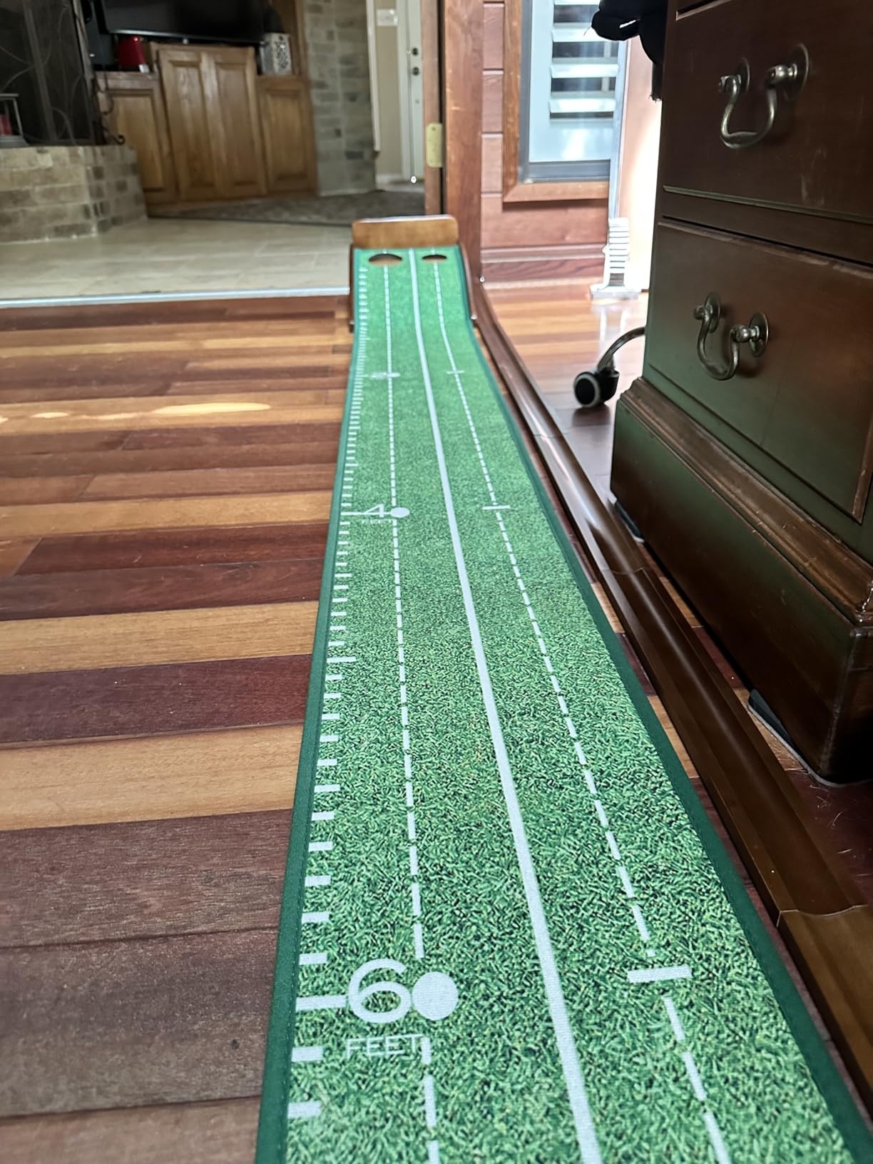 Dachenus Putting Green Indoor Mat Outdoor Golf Putting Mat with Automatic Ball Return - Ideal for Home, Office, and Outdoor Use customer photo 1