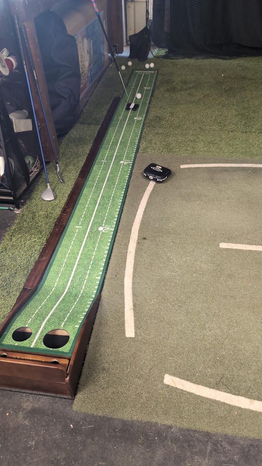 Dachenus Putting Green Indoor Mat Outdoor Golf Putting Mat with Automatic Ball Return - Ideal for Home, Office, and Outdoor Use customer photo 2