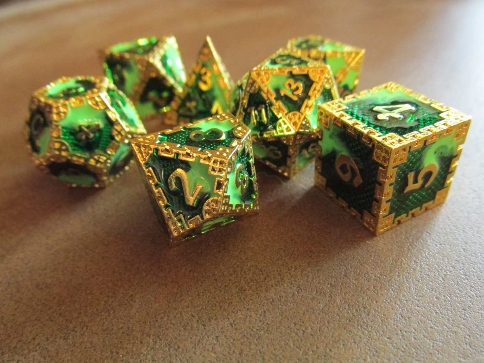 UDIXI Metal DND Dice Set Polyhedral Metal Dice Set for D&D (Purple Sequins) | 7-Pieces, Dragon Carved, Chain-edge Design, Metal Gift Box, DM Gift, for Dungeons and Dragons Role Playing Games customer photo 2