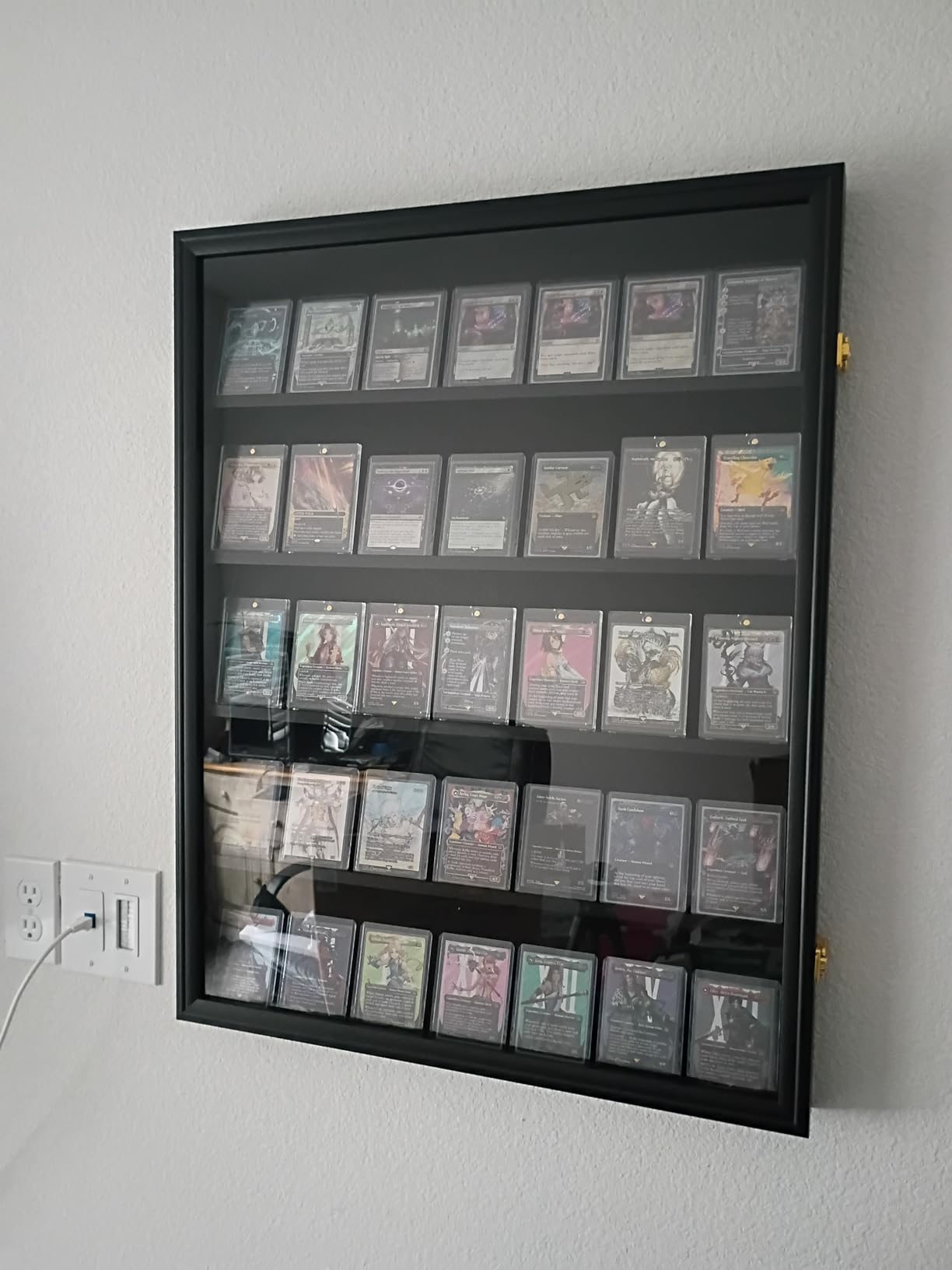 VERANI 35 Graded Sports Baseball Card Display Case Wall Mount Black | Lockable Trading Card Wall Cabinet, 98% UV Block Acrylic Panel, Premium Wood Frame, Vertical Wall Mount Only customer photo 1