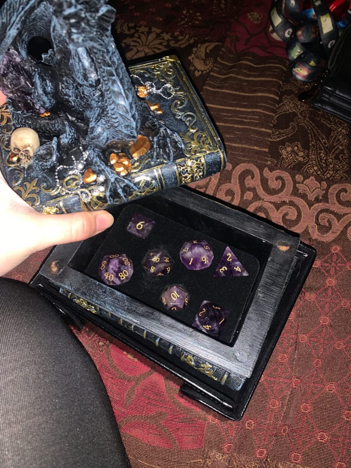 DNDND Amethyst Crystal DND Dice Set 7 PCS Gemstone D&D Dice with Gorgeous Gift Case for Dungeons and Dragon Tabletop Game (Amethyst) customer photo 2