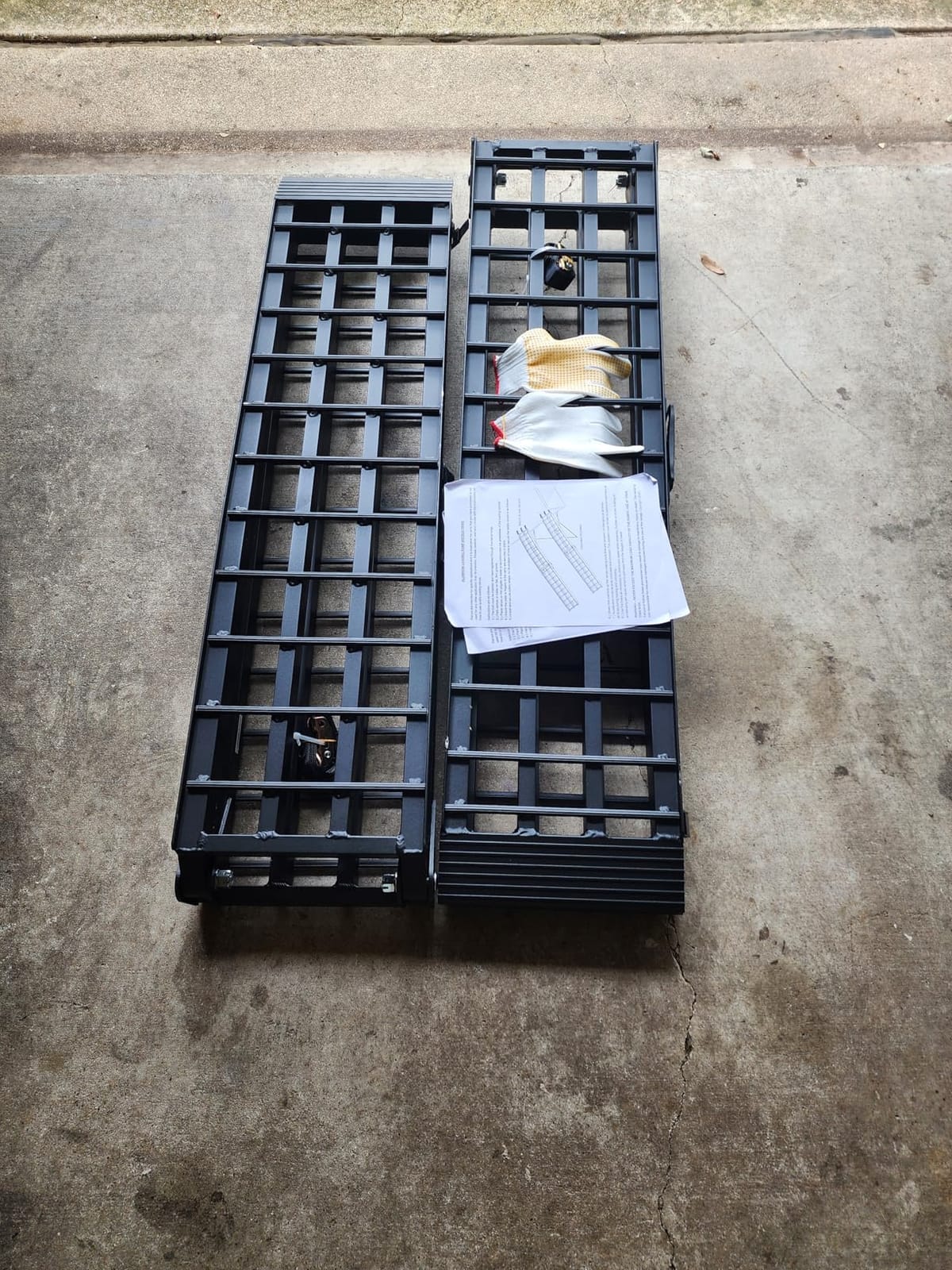 7.5 FT Heavy Duty Aluminum Folding Loading Ramp for Pickup Trucks, 3000 lbs Capacity Truck Loading Ramps for Motorcycles, ATV, UTV Lawn Mowers,Tractors & Golf Carts, 90