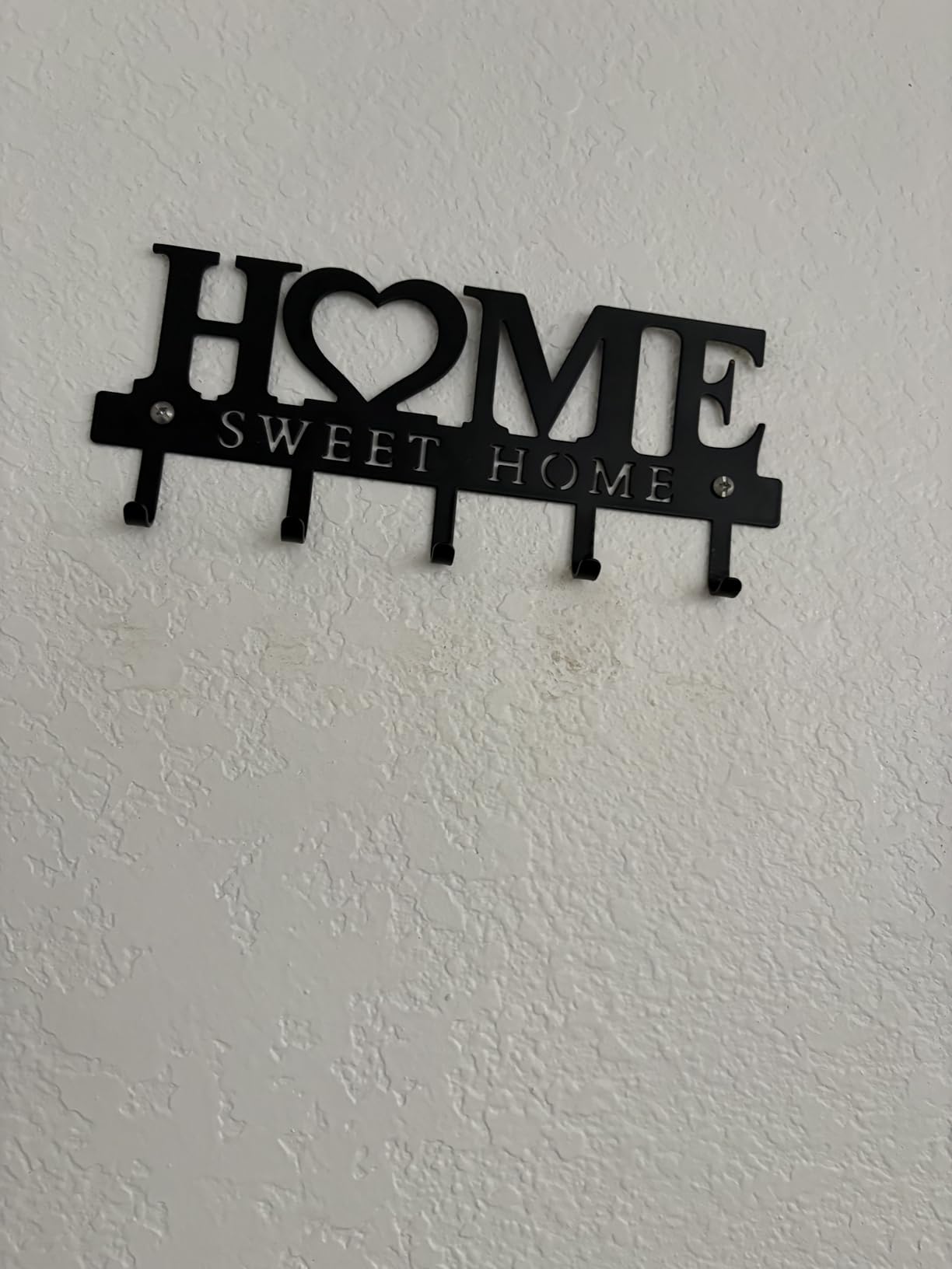 Entryway Wall Key Holder with 5 Hooks, Metal Key Rack Wall Mount for Keys, Bags and Leashes, Decorative Organizer for Entryway, Mudroom or Hallway, Sweet Home Design, 9.8 inches, Black customer photo 1