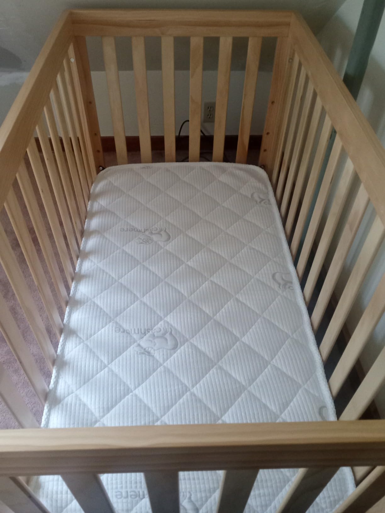 Storkcraft Beckett 3-in-1 Convertible Crib, Natural and White, GREENGUARD Gold Certified customer photo 1