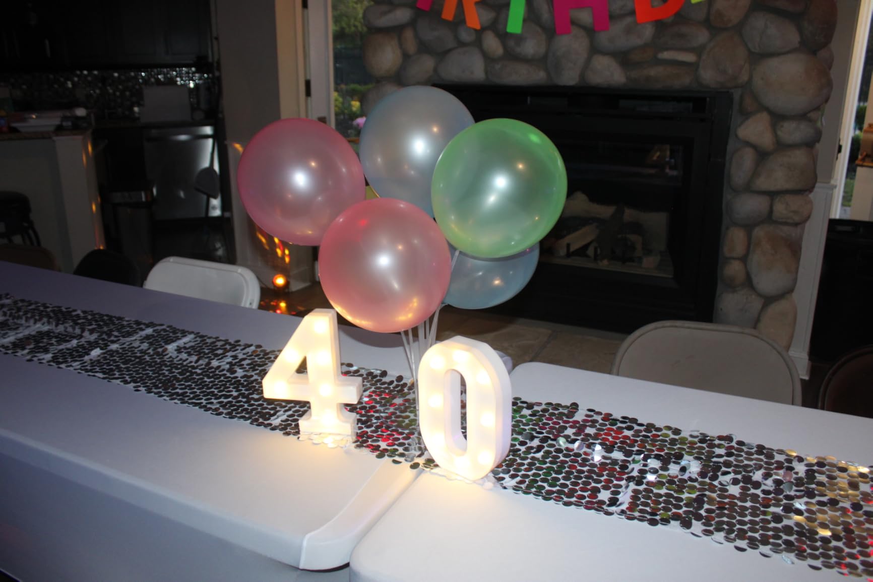 100 Pcs UV Neon Balloons, Neon Glow Party Balloons UV BlackLight customer photo 1