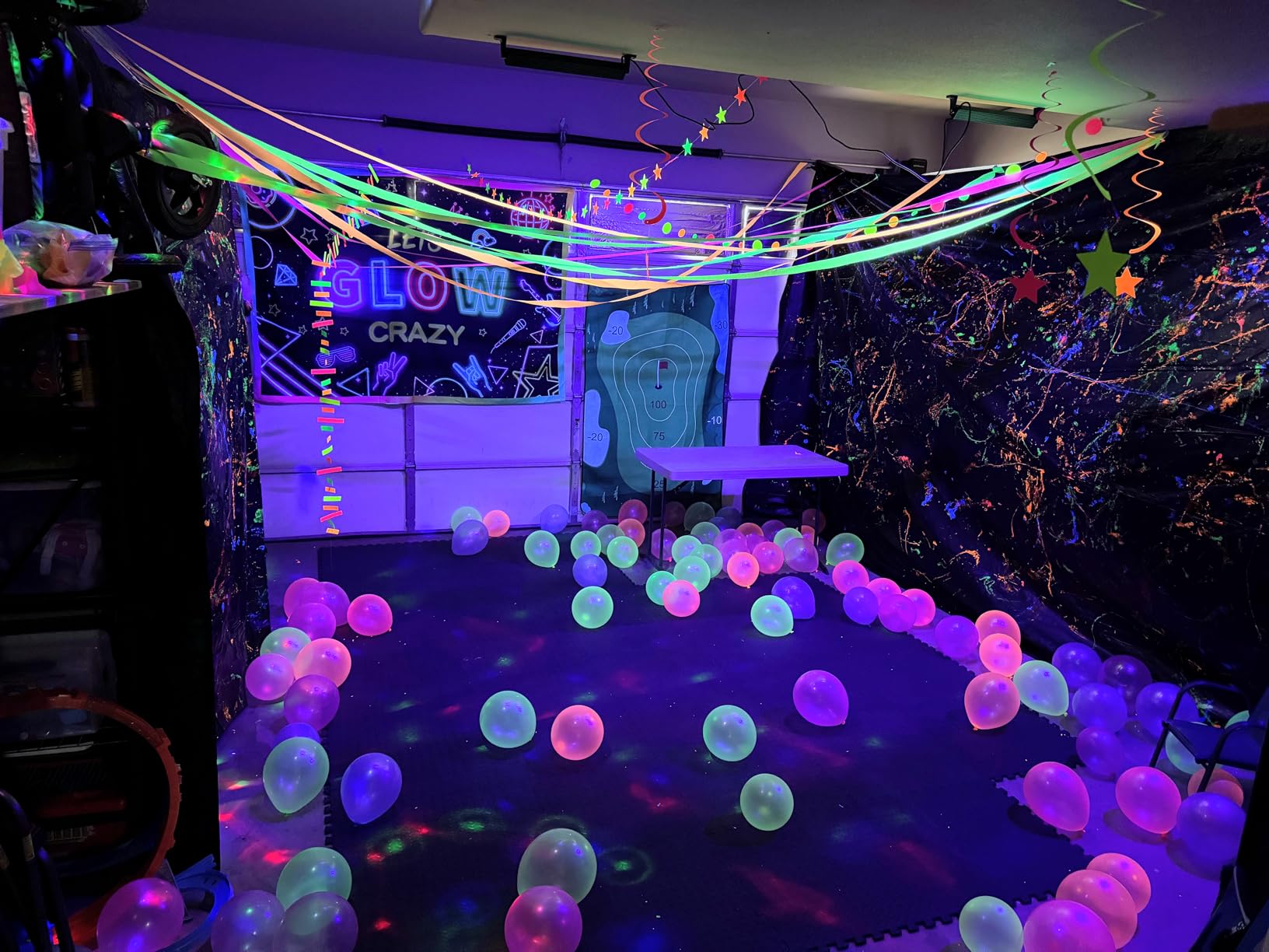 100 Pcs UV Neon Balloons, Neon Glow Party Balloons UV BlackLight customer photo 2