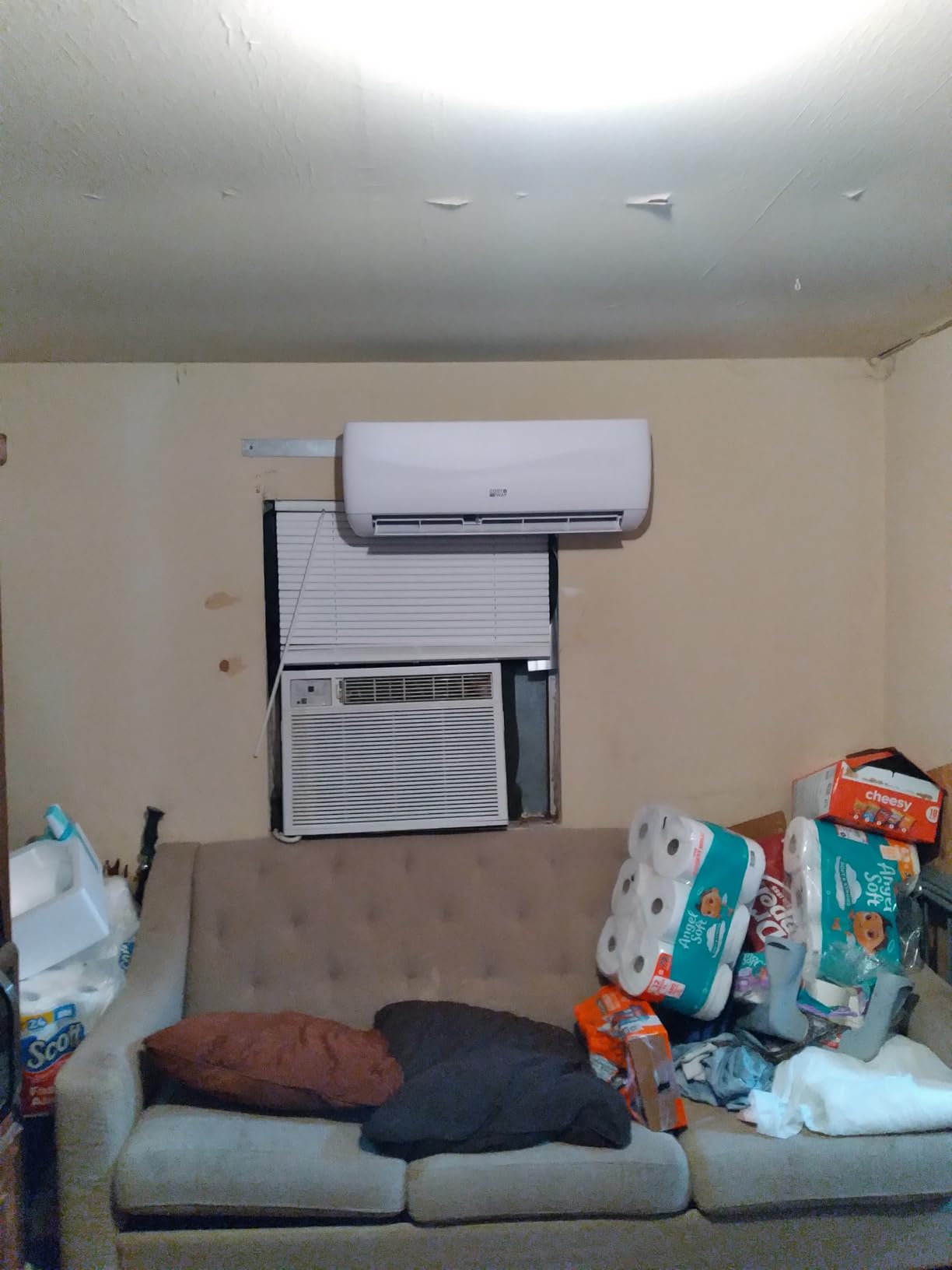 COSTWAY 12000BTU Mini Split Air Conditioner& Heater customer photo 1