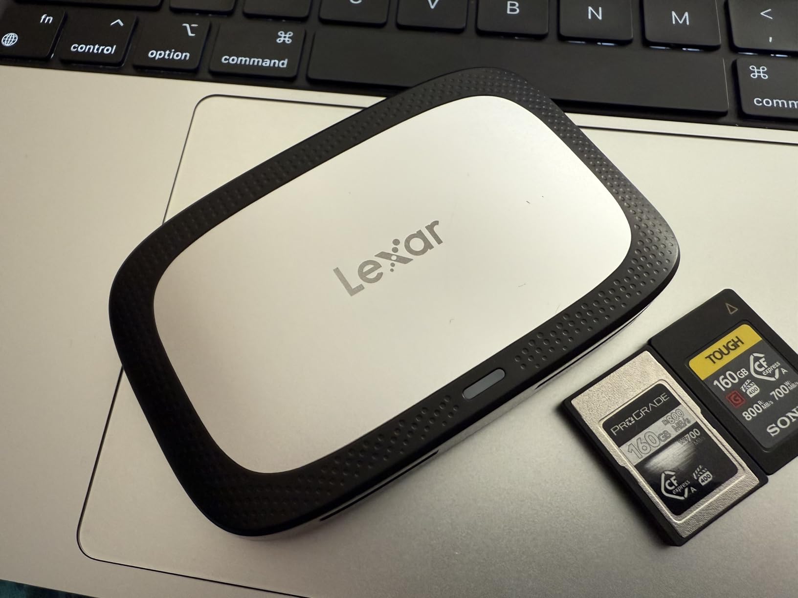 CFexpress Type A/SD Card Reader, Up to 10Gbps, USB 3.2 Gen 2 | Designed for CFexpress Type A & SD Cards, Dual-slot Simultaneous Offload, Compact, Includes USB-C/A Cable, LRW530U-RNBNG customer photo 1