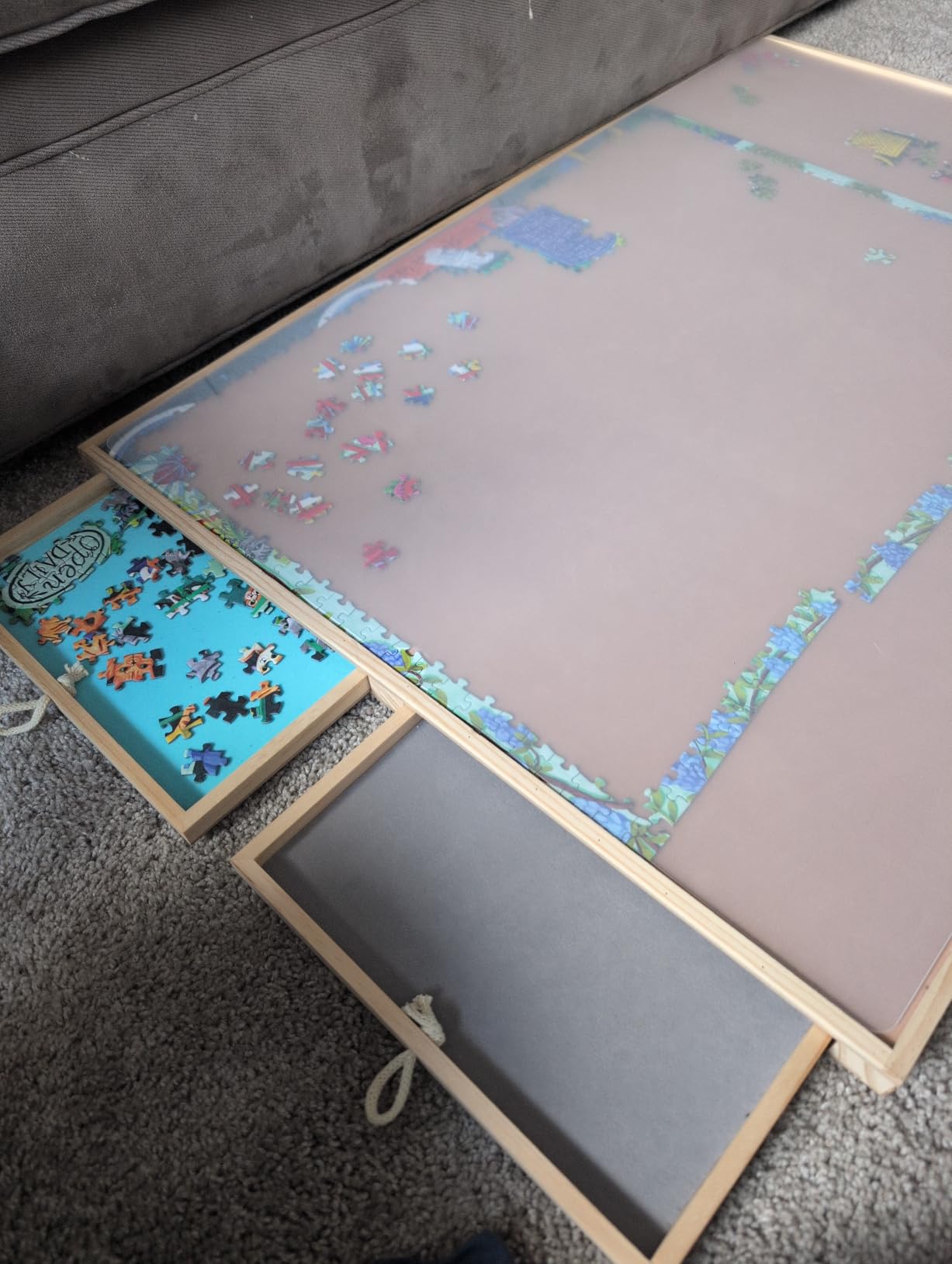 Becko US 1500-Pc Tilting Puzzle Board with 4 Colorful Drawers & Cover, Adjustable Jigsaw Puzzle Table with Built-in Easel/Stand, Portable Tables with Storage for Adults, with Premium Flannel Tabletop customer photo 1