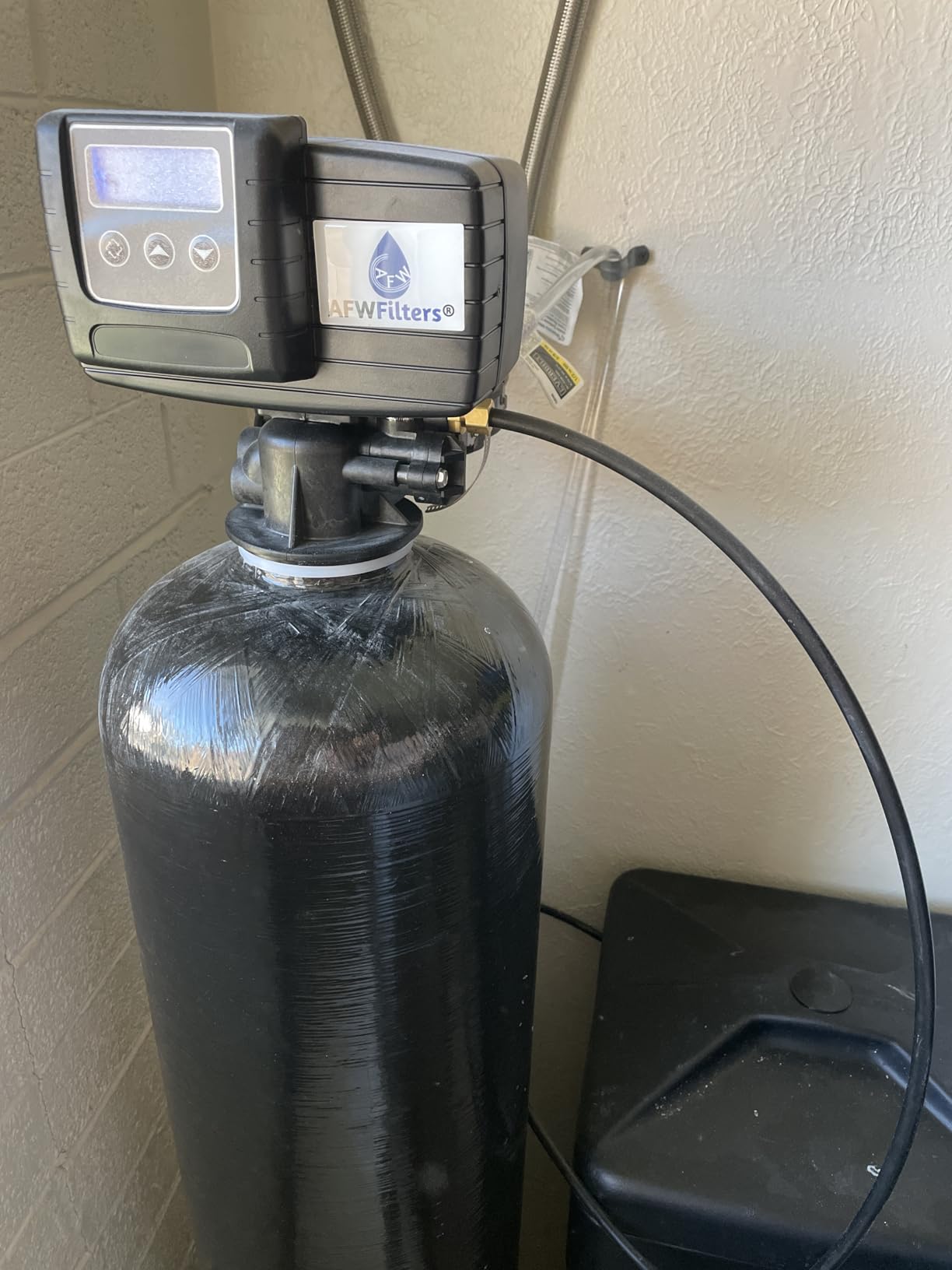 AFWFilters 48K Grain Water Softener Fleck 5600 SXT with Crosslink Resin | Digital Metered-Demand Control customer photo 1