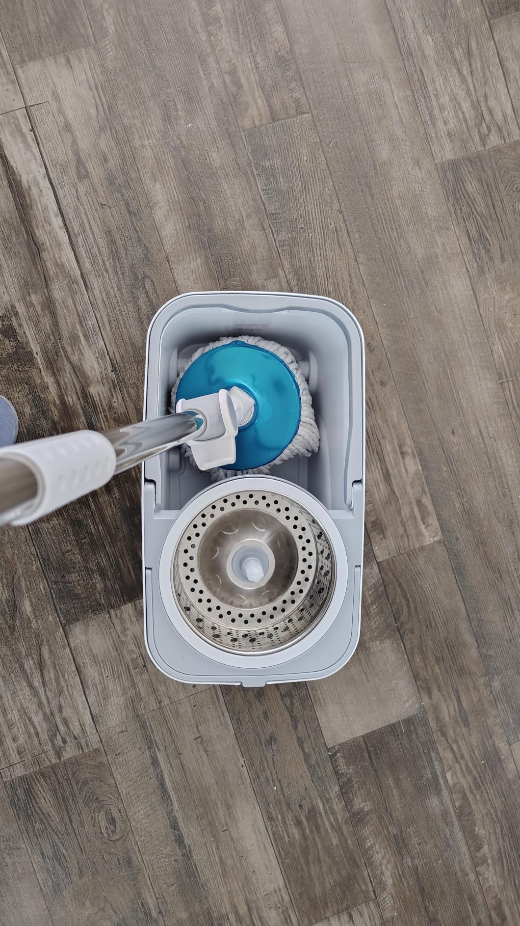Michao Spin Mop Bucket Deluxe 360 Spinning Floor Cleaning System | with 6 Microfiber Replacement Head Refills, 62