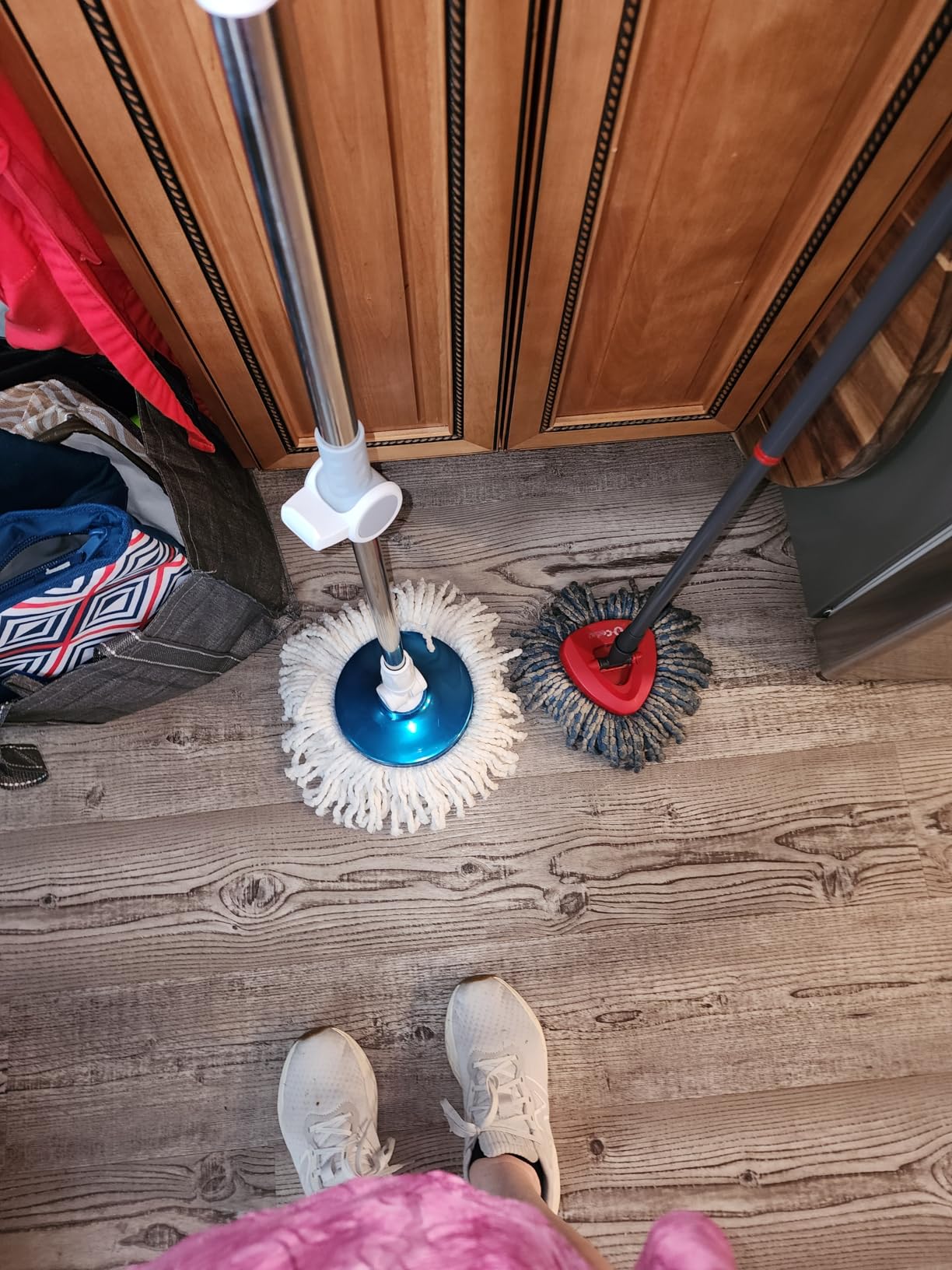 Michao Spin Mop Bucket Deluxe 360 Spinning Floor Cleaning System | with 6 Microfiber Replacement Head Refills, 62