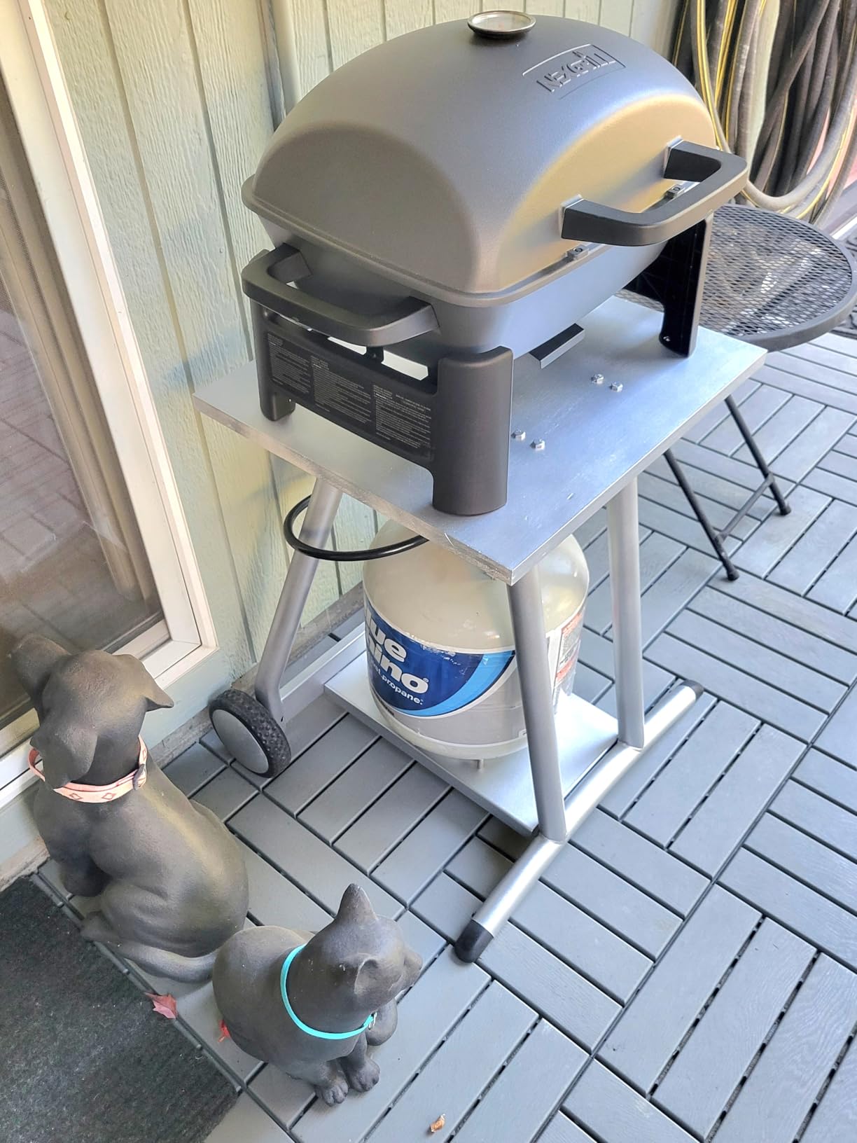 Nexgrill Tabletop 1 Burner Gas Grill, Compact with Cast Aluminum Frame customer photo 1