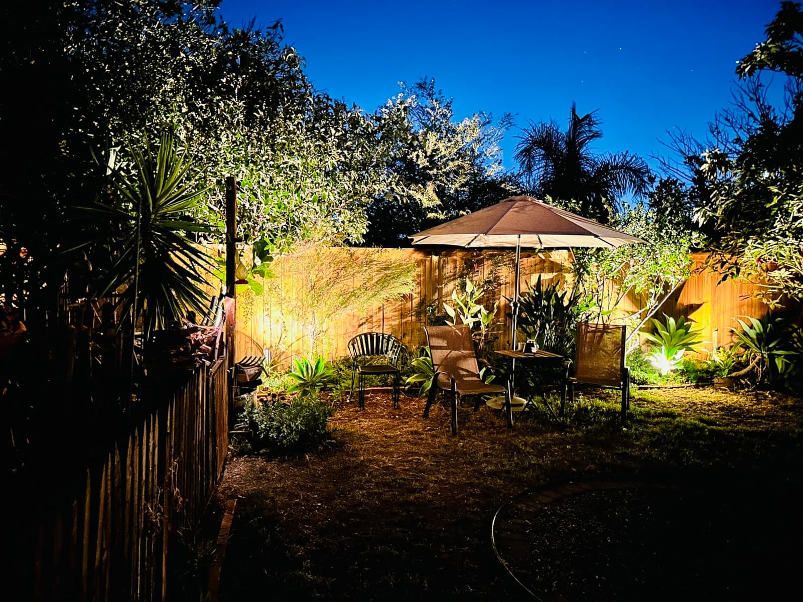 REEGOLD Low Voltage Landscape Lights Outdoor: 7W 700LM LED Landscape Lighting with Connectors for Tree Garden Yard Pathway | 12V 24V Warm White 2700K Spotlights | IP65 Waterproof | 6 Pack customer photo 2
