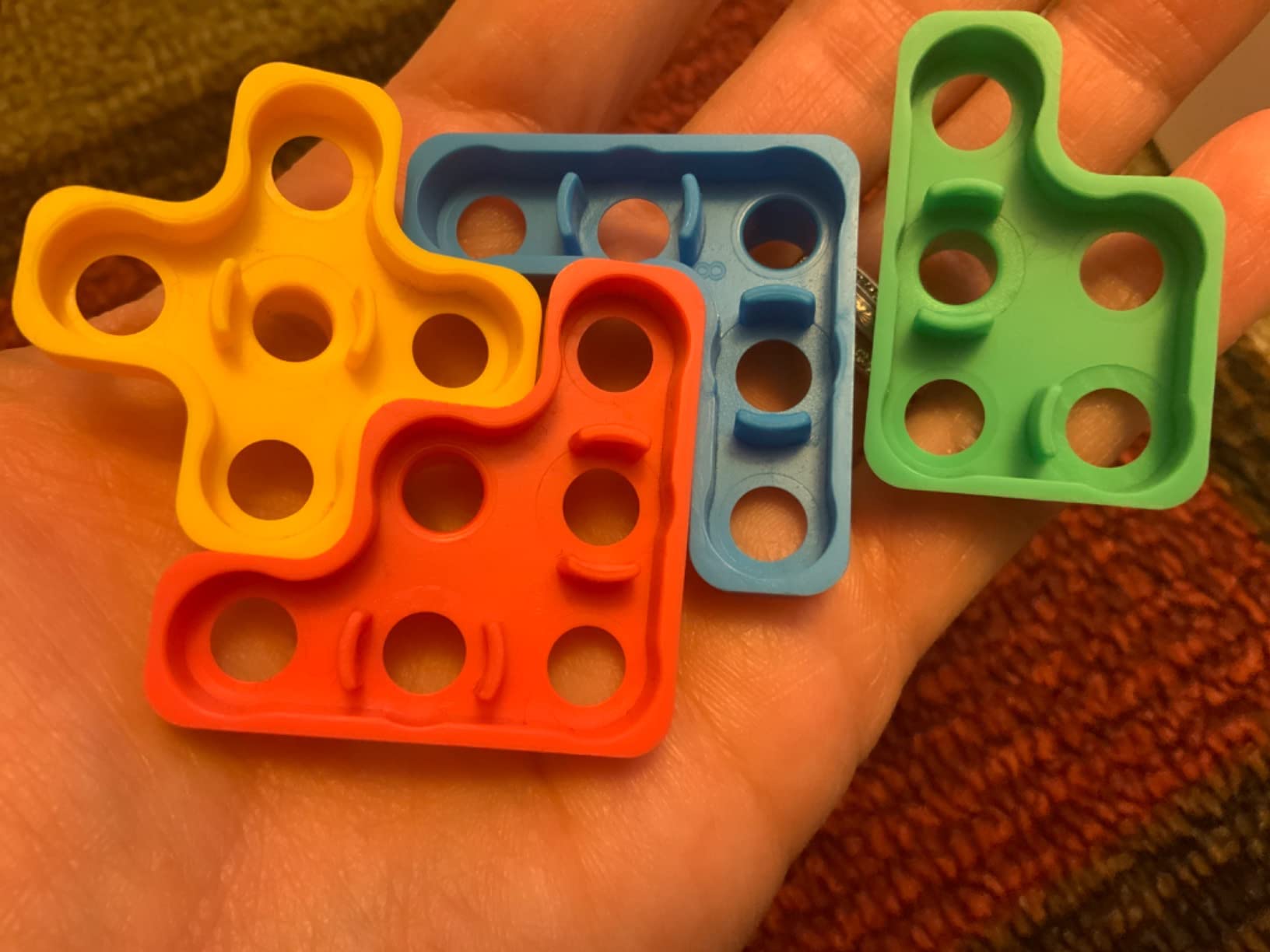 GiiKER Super Blocks Pattern Matching Puzzle, 1000+ Challenges for Kids | STEM brain teaser for kids and teens, portable travel game, birthday gift customer photo 1