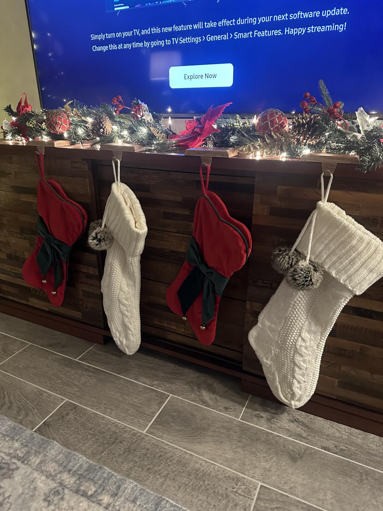 Zhengmy 4 Pcs Stocking Holders Mantel, Stainless Steel, Black customer photo 2