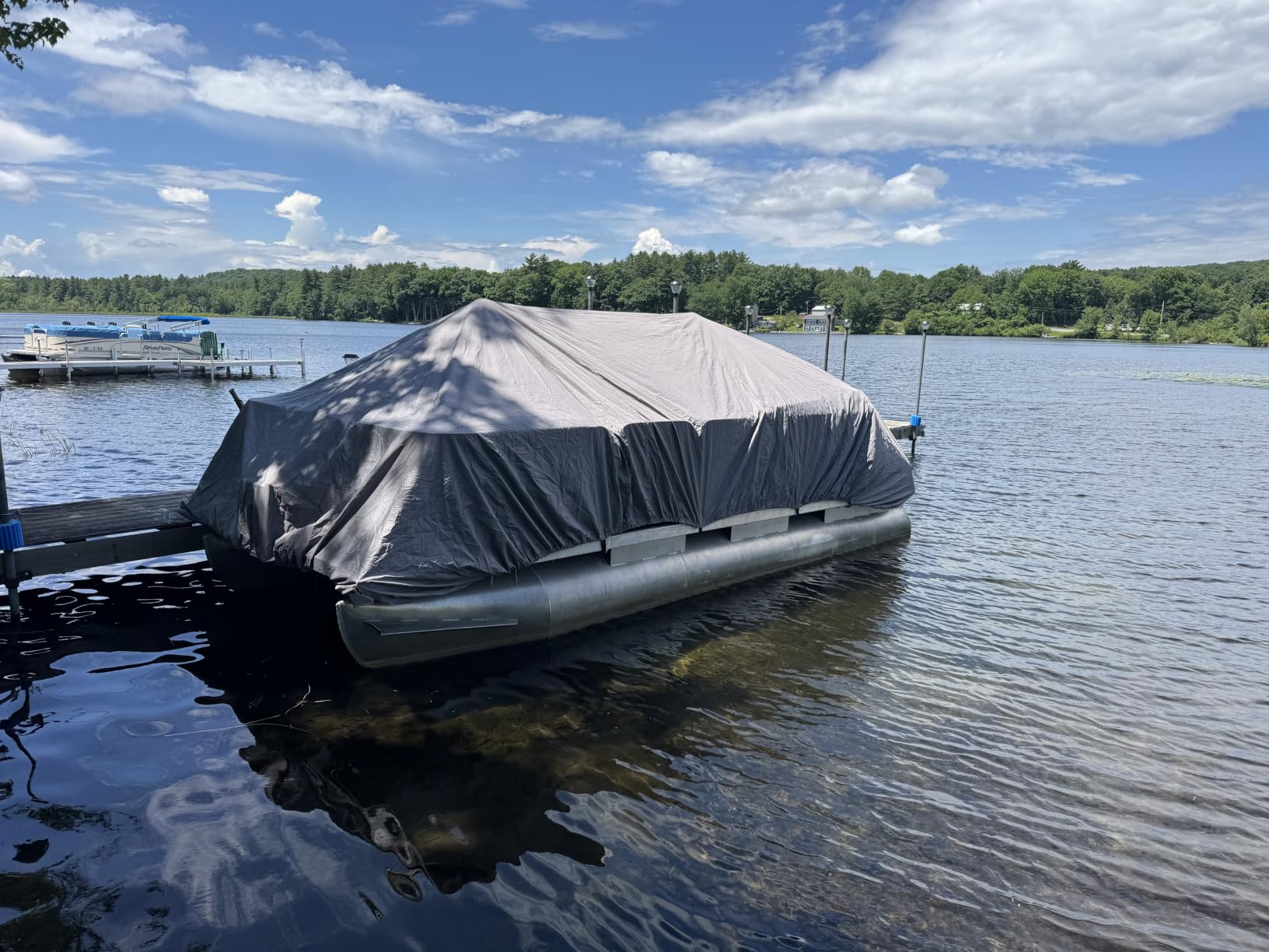 Solim 19-21FT Pontoon Boat Cover, 1200D Heavy Duty Waterproof, UV Resistant | Marine Grade Oxford Fabric, Tear Resistant, Double Stitching, Elastic Hem, Adjustable Tie-down Straps, Fits Up to 8 Ft Beam customer photo 1