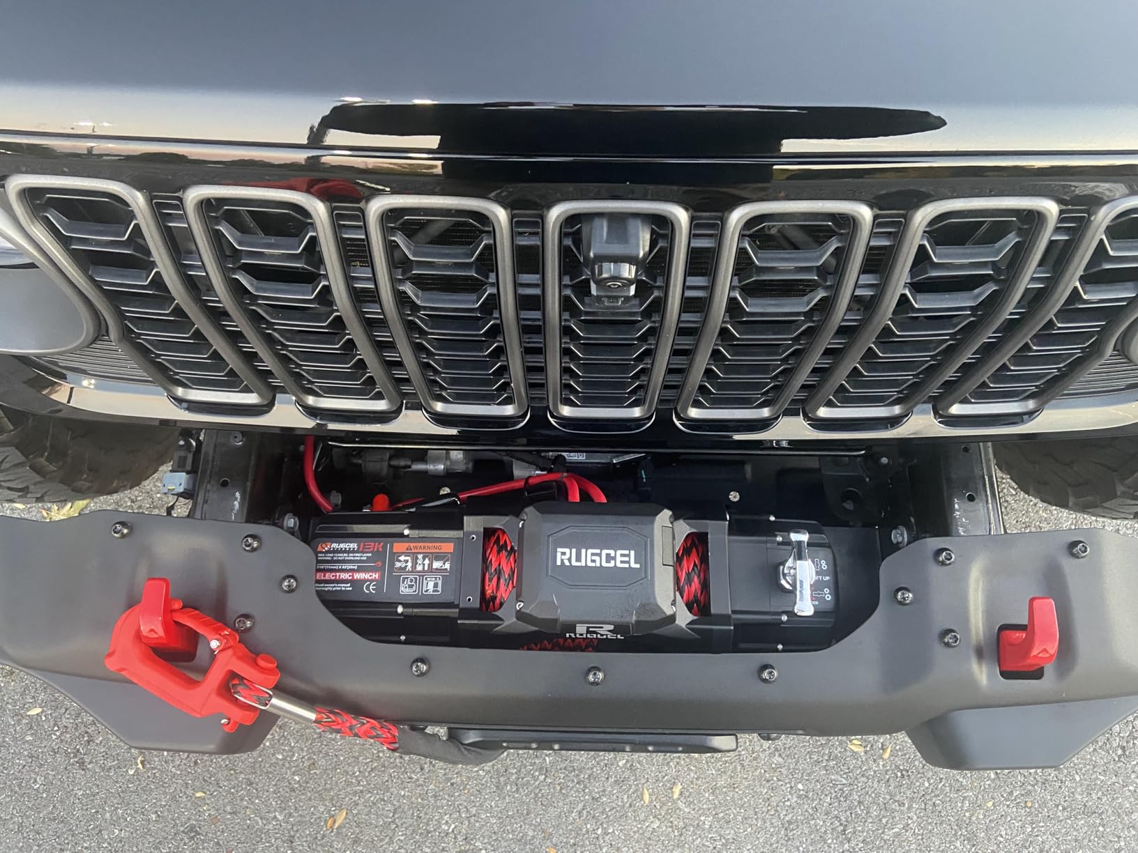 RUGCEL WINCH 13500 lb Synthetic Rope, 12V IP68 Waterproof with Wireless & Wired Remote, Heavy-Duty for Trucks, SUVs, Trailers, Off-Road - Tank Series customer photo 1