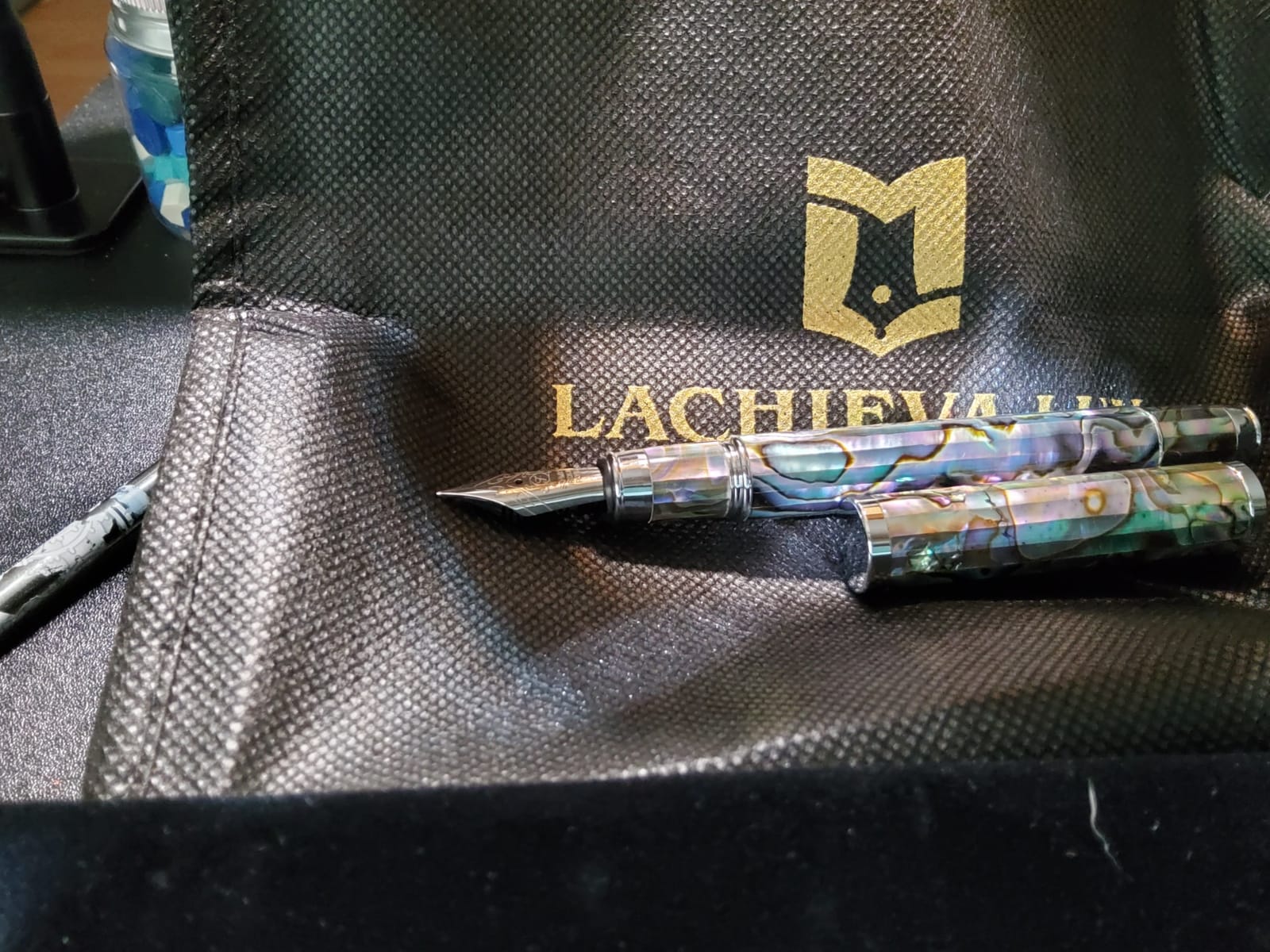 LACHIEVA LUX Mother of Pearl Fountain Pen, Elegant Gift for Men & Women | No two pens are alike, with natural luster and patterns, a German fine nib, smooth ink flow, converter & cartridge included customer photo 1