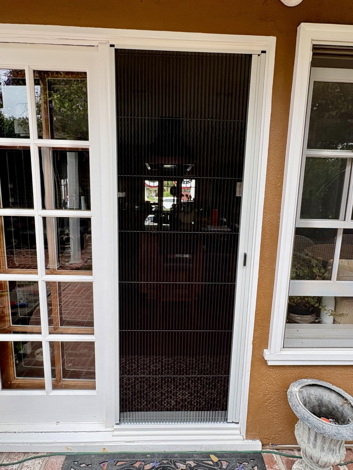 No-Drilling Retractable Screen Door, Folding Sliding Screen Doors with Aluminum Frame for Patio French Front Door Bedroom kitchen, Custom Screen for Single/Double Door, Customize Size, White customer photo 1