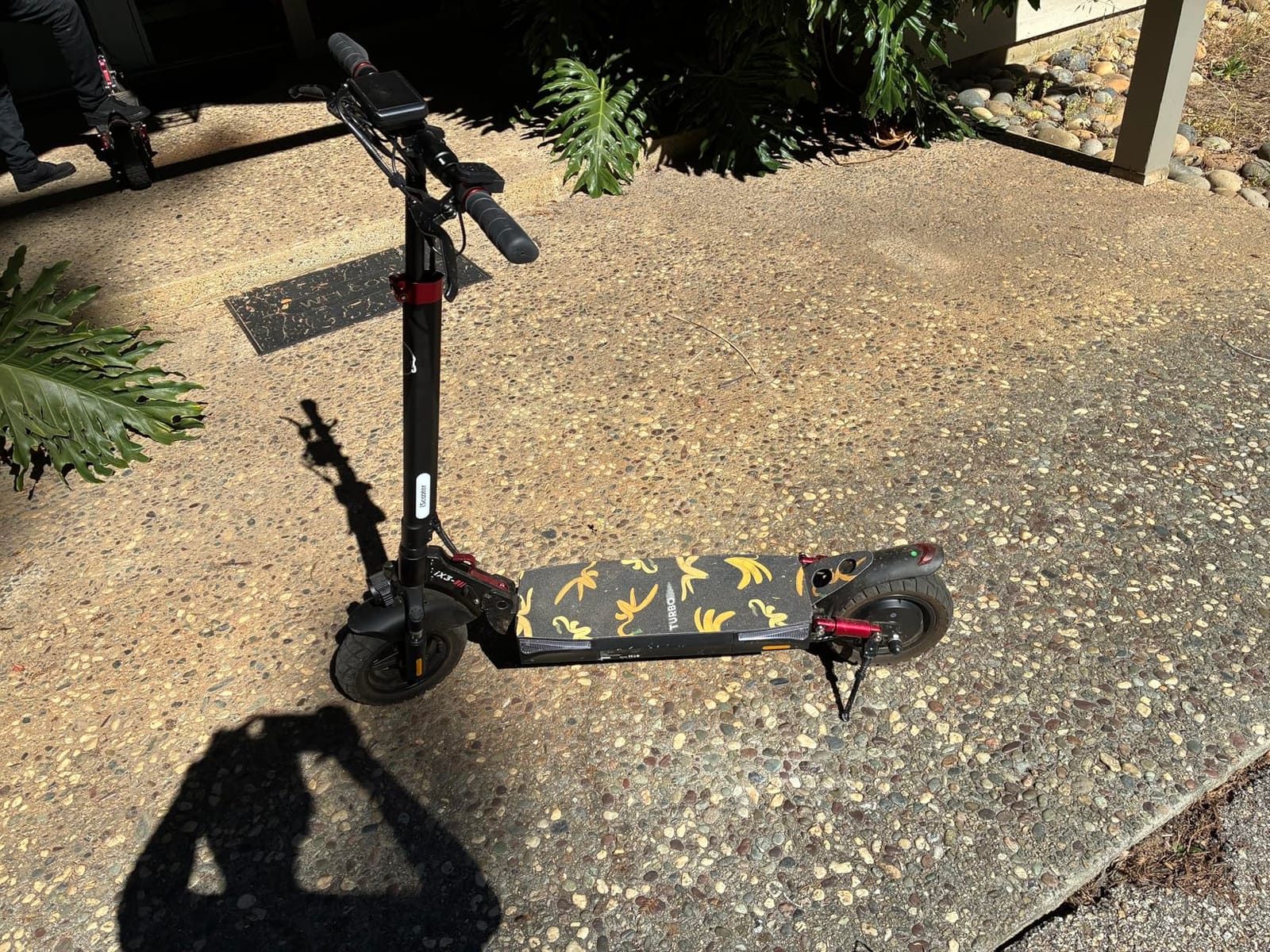 iScooter iX3/iX4 Electric Scooter, Off Road Tires, 800W Motor E-Scooter Up to 25/28 Miles Range,Top Speed 25/28 MPH, Adjustable Handlebar Height,Folding Commuting Electric Scooter for Adults customer photo 1