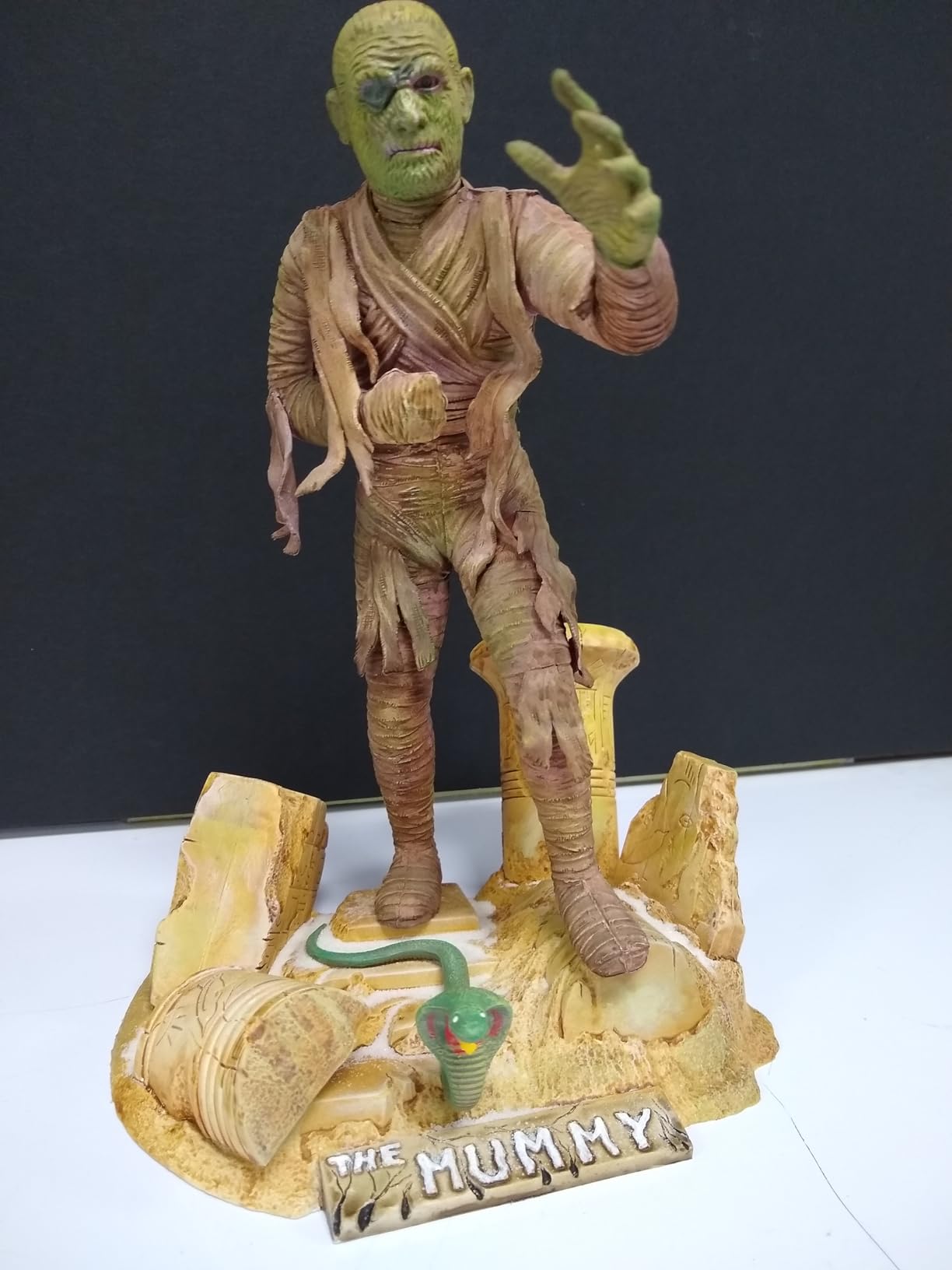 Atlantis Toy & Hobby INC. Lon Chaney Jr. The Mummy Glow Limited Edition AANA452 Plastic Models Other Misc customer photo 1