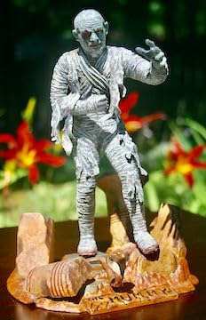 Atlantis Toy & Hobby INC. Lon Chaney Jr. The Mummy Glow Limited Edition AANA452 Plastic Models Other Misc customer photo 2