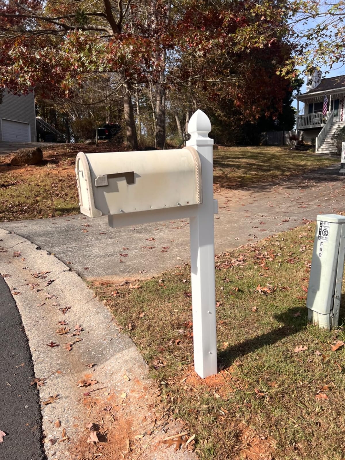 Architectural Mailboxes Whitley Plastic Mailbox Post, Compatibility Code A, B, C, WP000WAM, White | Heavy-duty post with weather-resistant outdoor build. customer photo 1