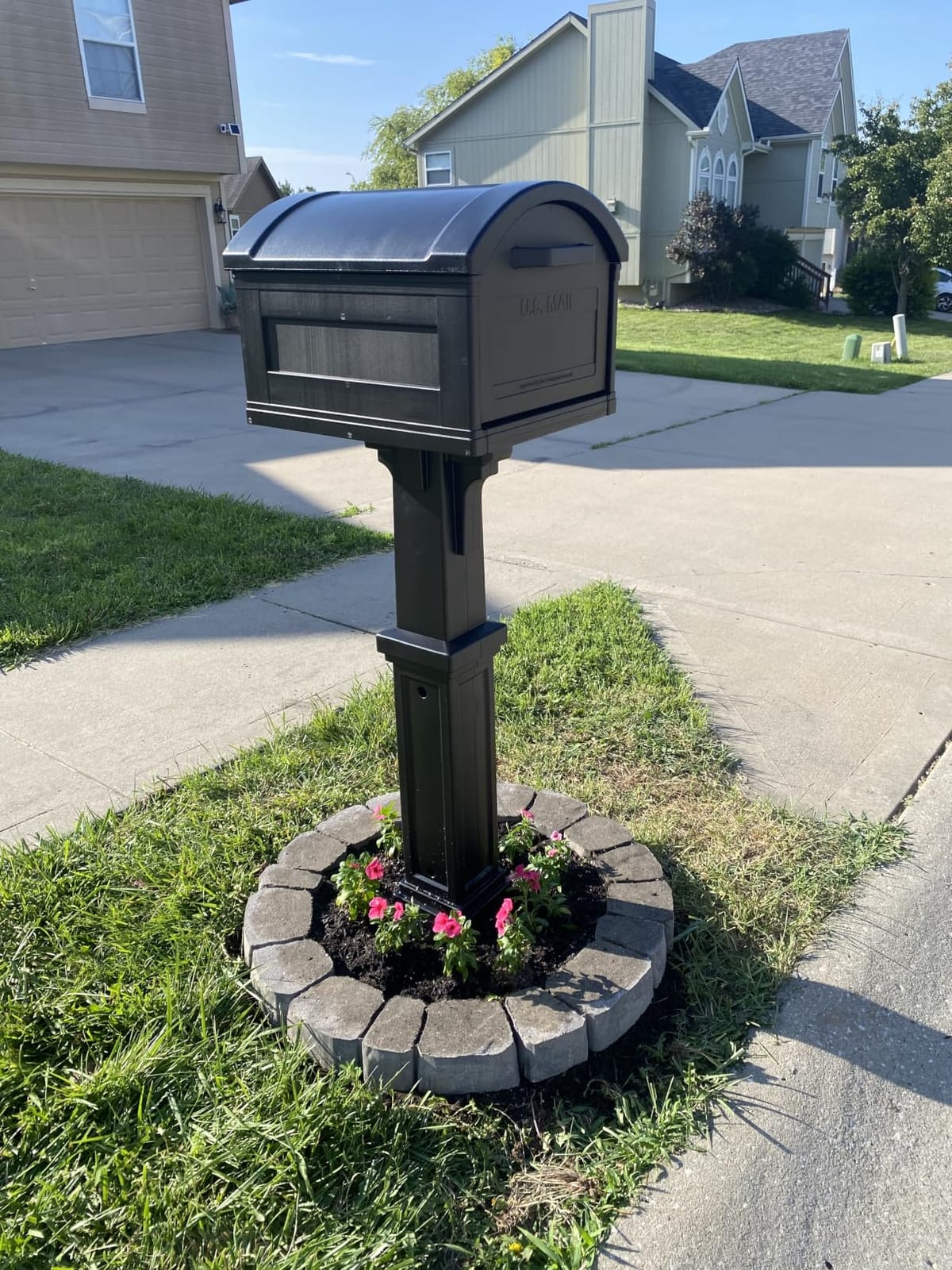 Architectural Mailboxes Grand Haven Plastic Mailbox and Post Kit, GHC40MAM, Mocha, Extra Large Capacity customer photo 1