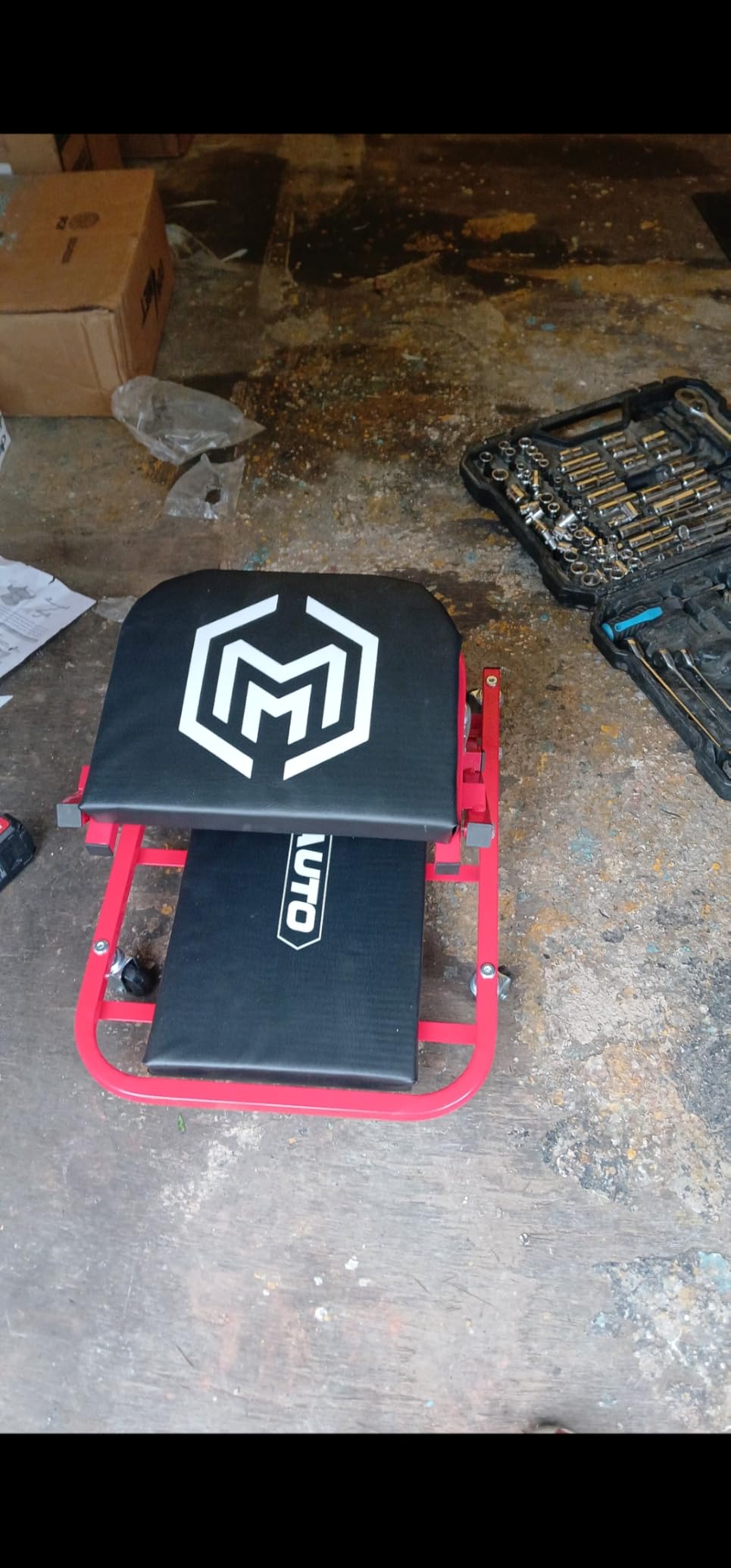 M-AUTO Foldable Z Creeper 2-in-1 Rolling Folding Car Creeper & Seat, 36