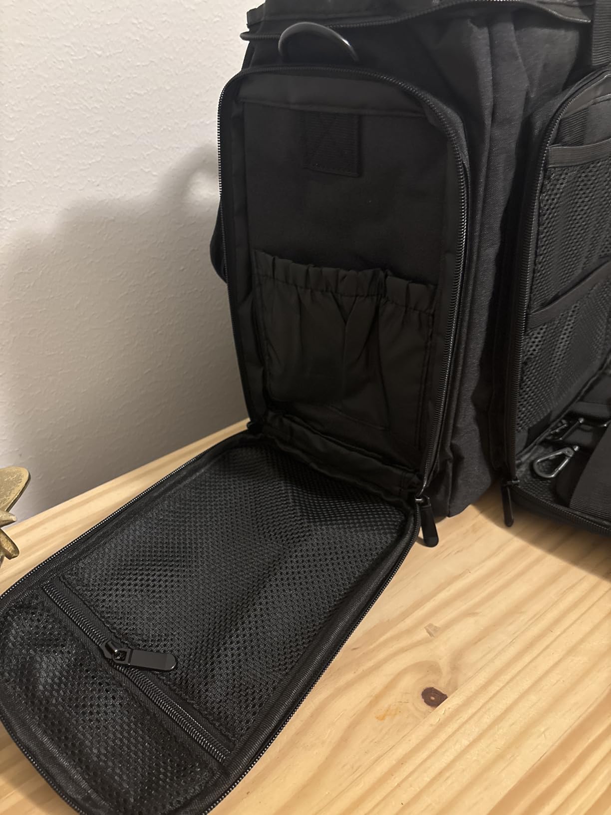 Sewing Machine Carrying Case with Multiple Storage Pockets Large Capacity, Universal Tote Storage Bag Compatible with Most Standard Singer, Brother, Janome, Black customer photo 2